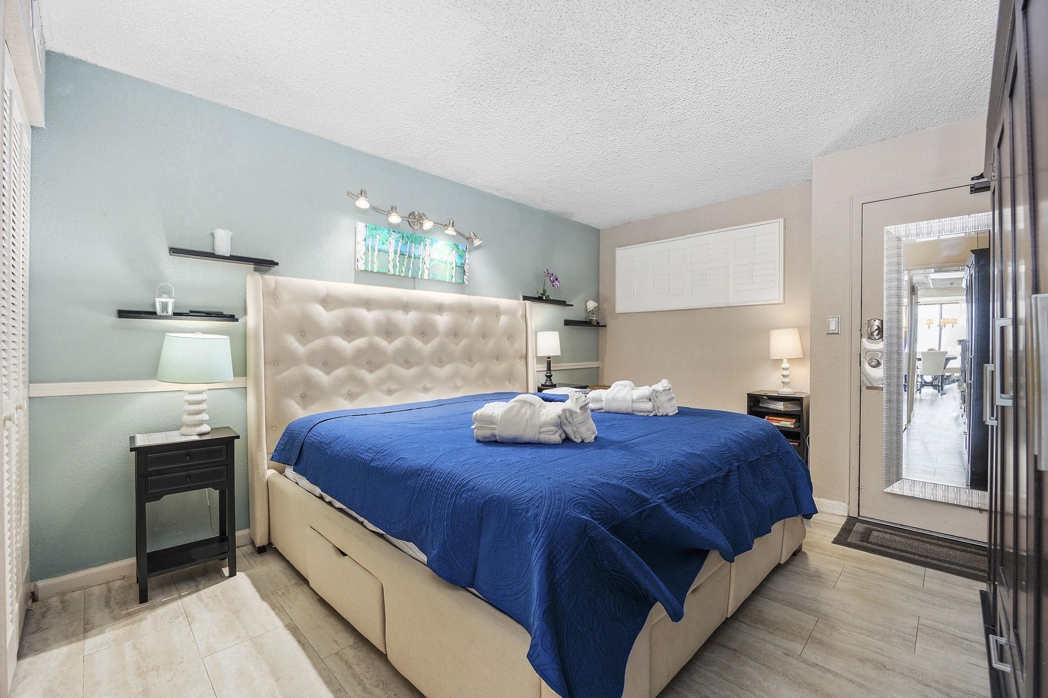 2310 N Ocean Blvd. Property Photo 4