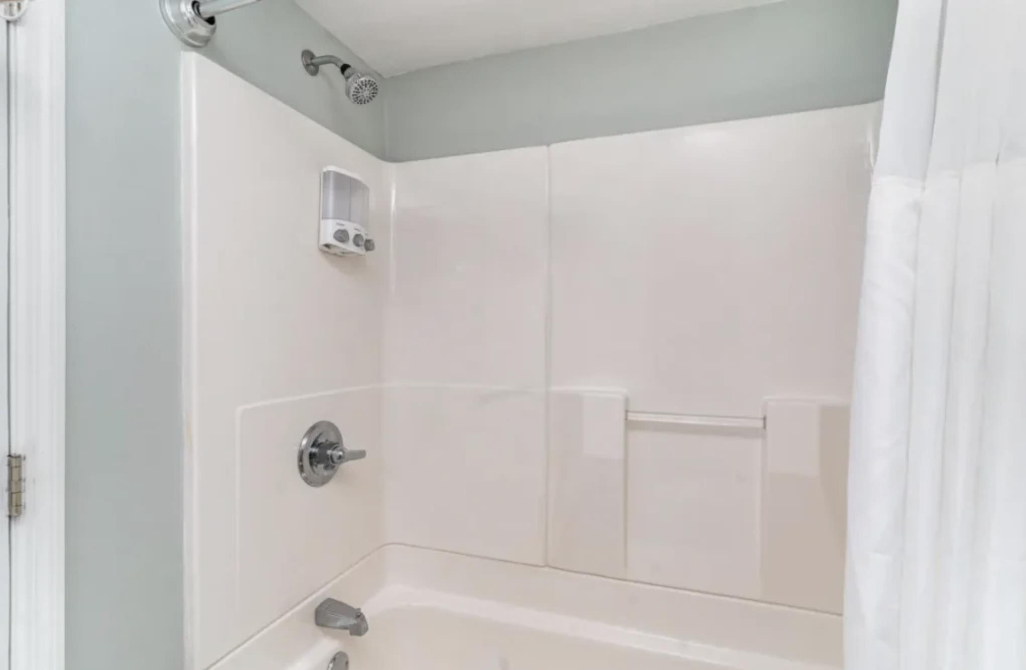 201 74th Ave. N Property Photo 14