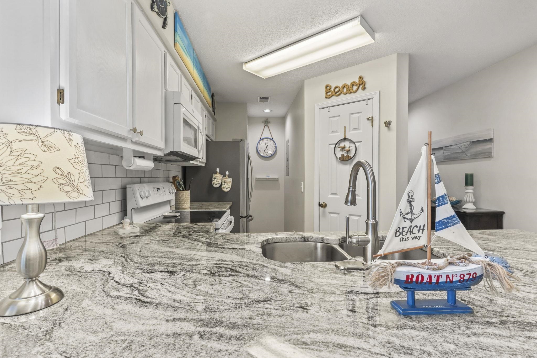 1900 Duffy St. Property Photo 14