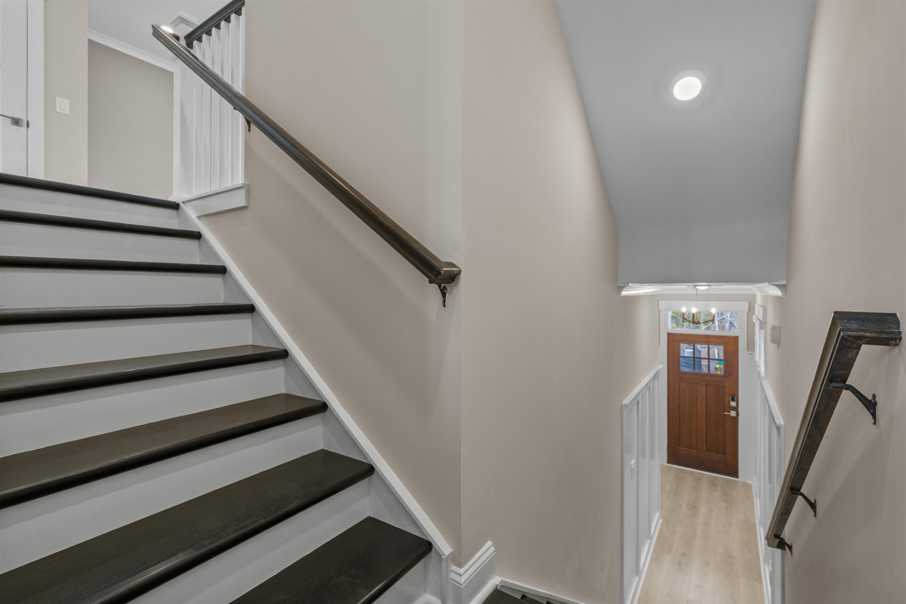 8563 Sashay Ct. Property Photo 3