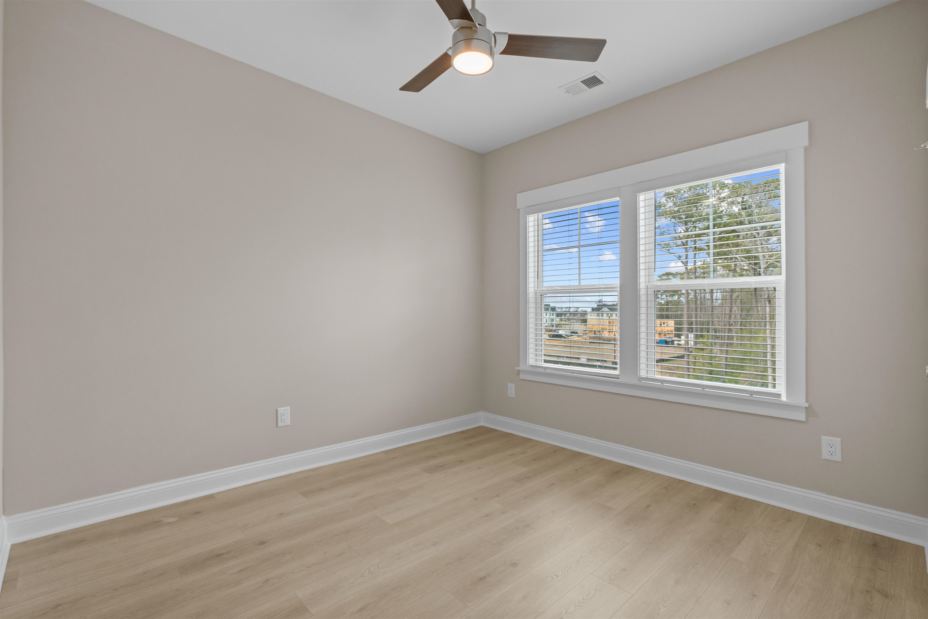 8563 Sashay Ct. Property Photo 28