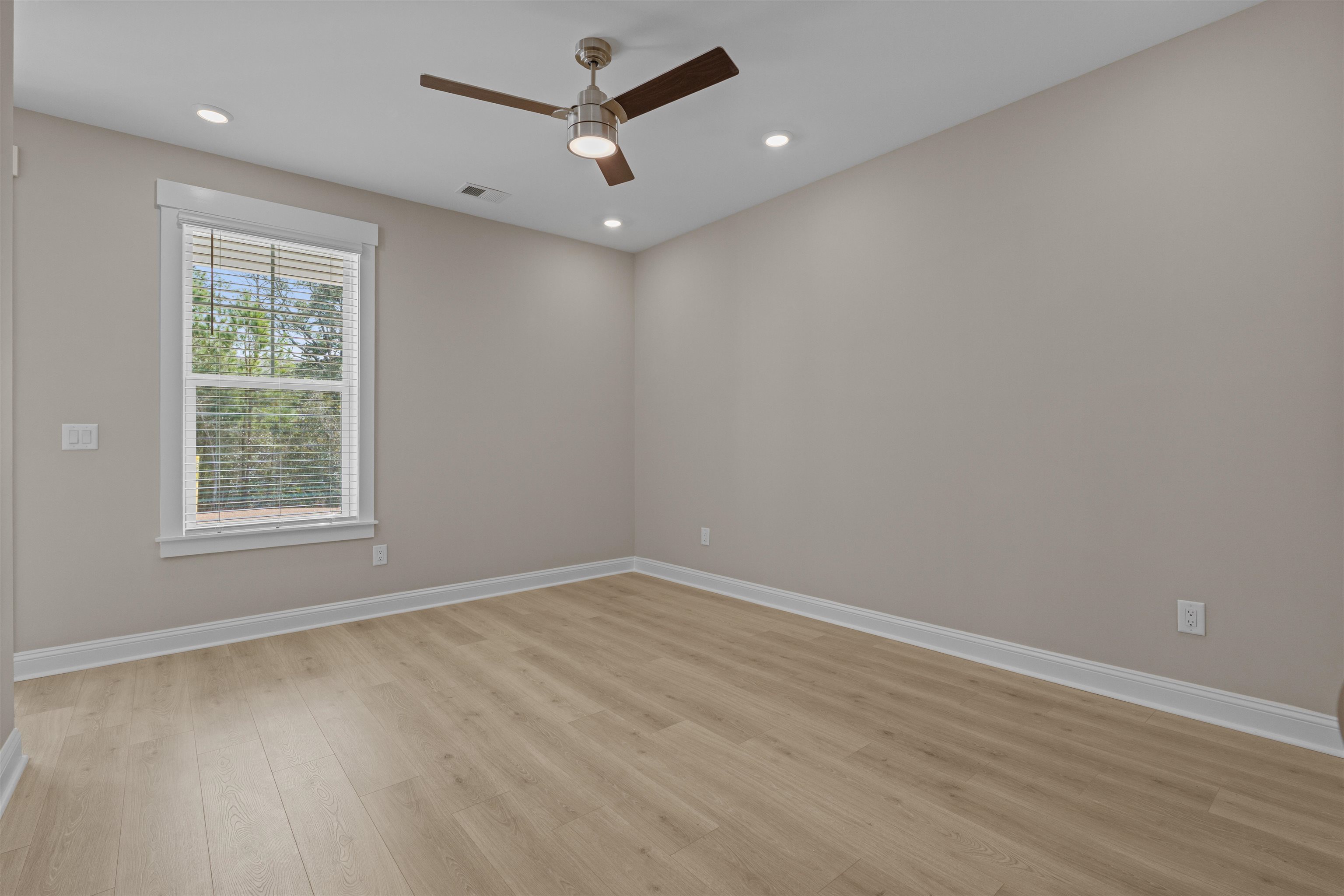 8563 Sashay Ct. Property Photo 33