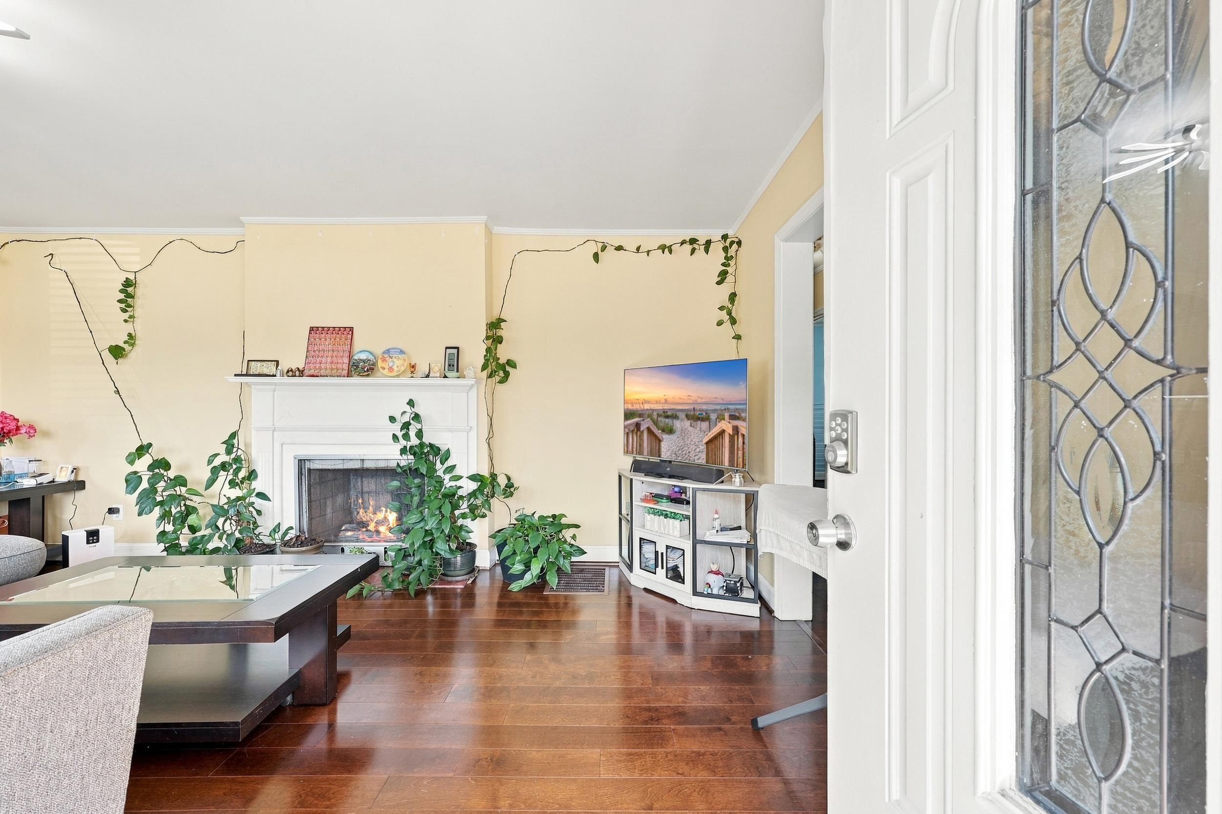 408 South Cedar Ave. Property Photo 6