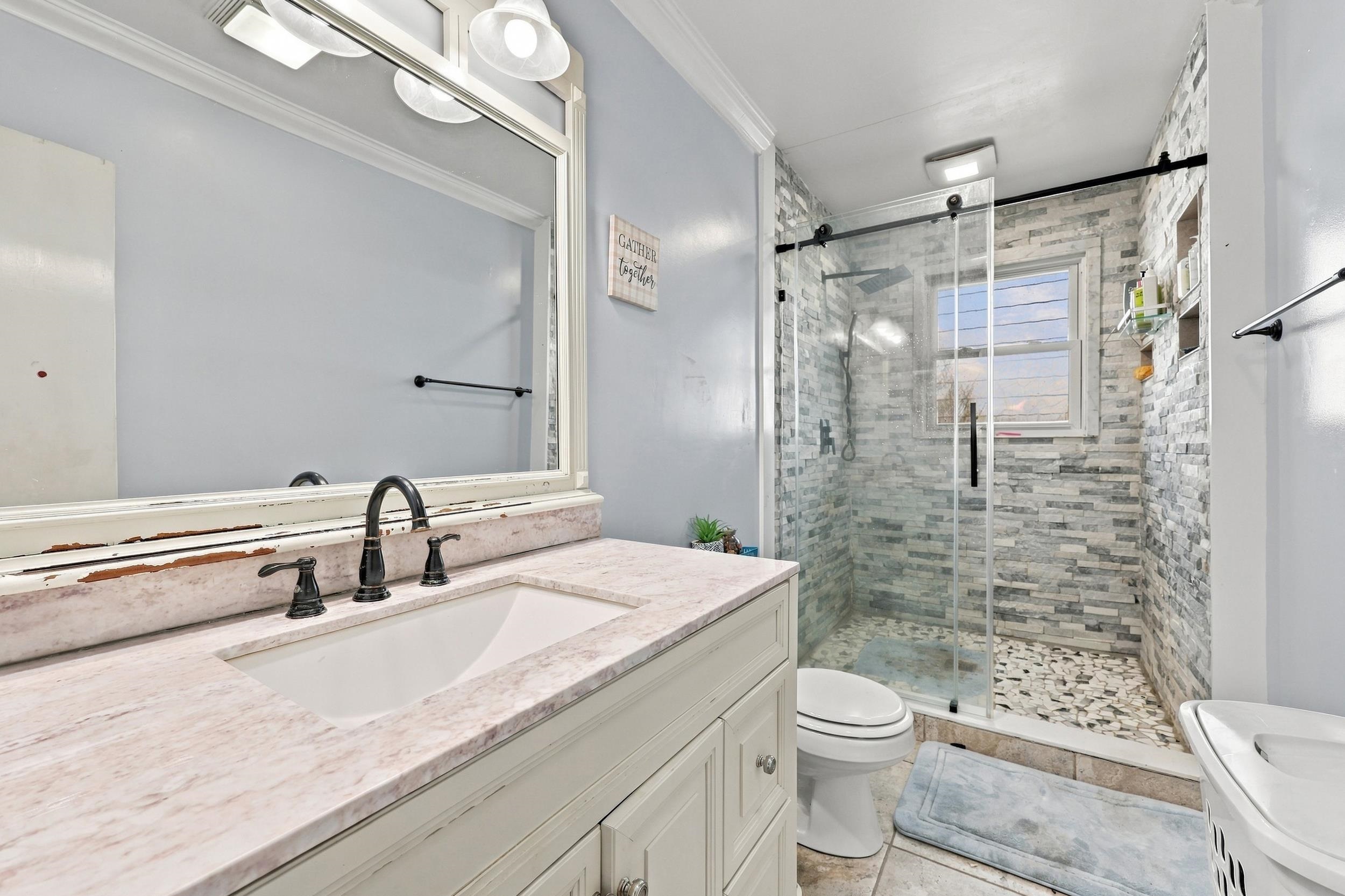 408 South Cedar Ave. Property Photo 16