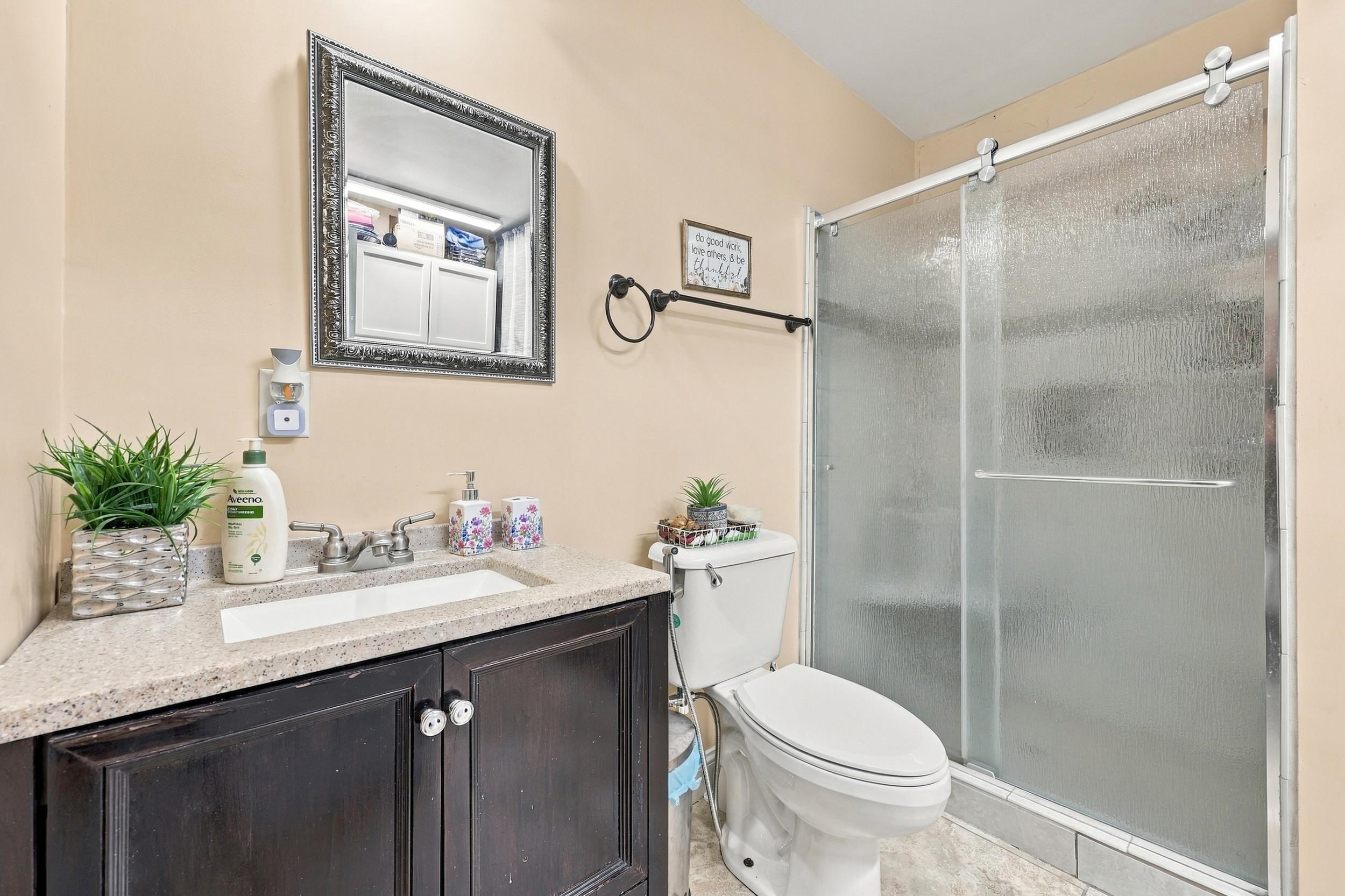 408 South Cedar Ave. Property Photo 19