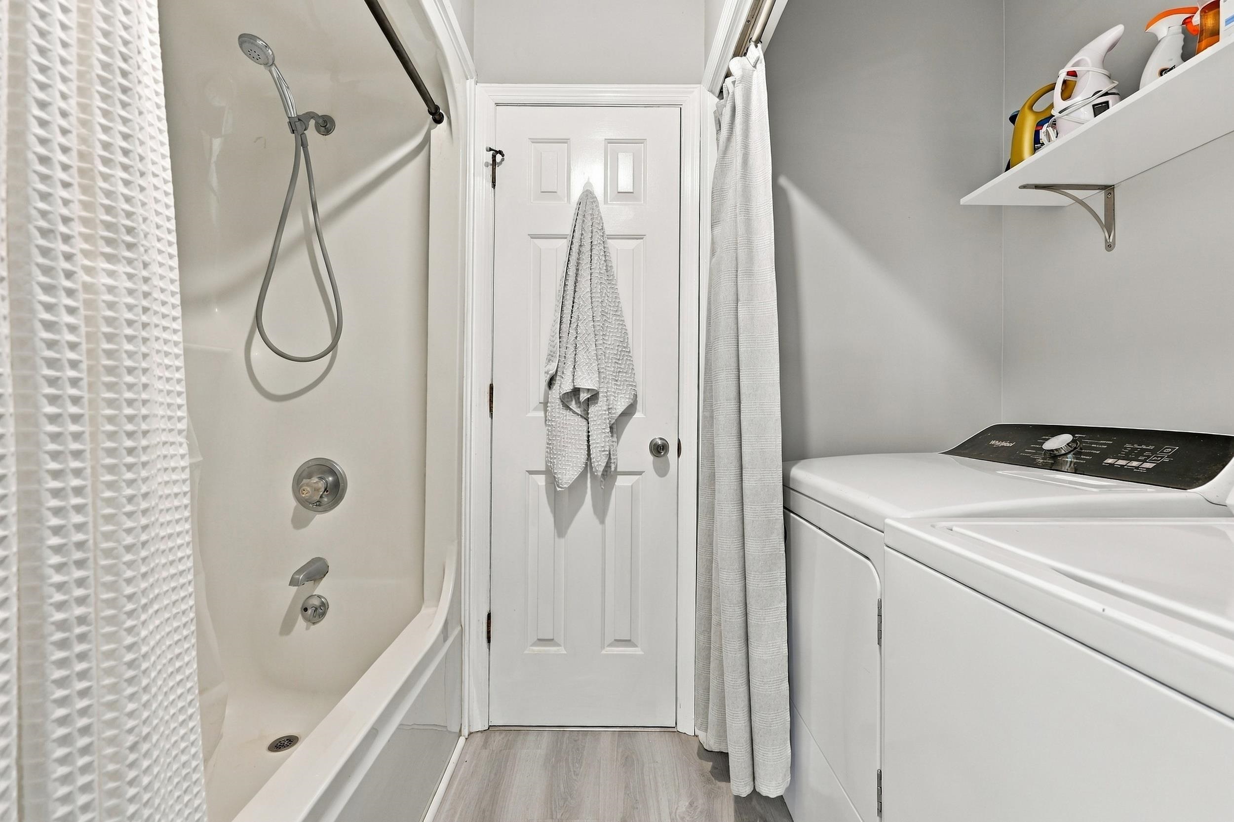 100 Shadow Moss Pl. Property Photo 23