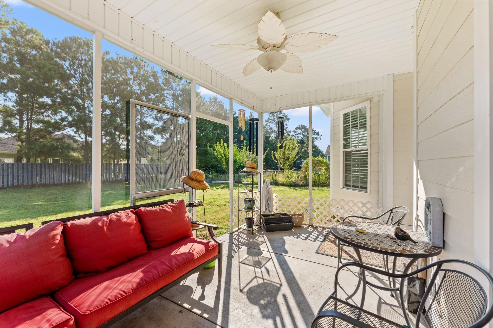 1066 Englemann Oak Dr. Property Photo 30