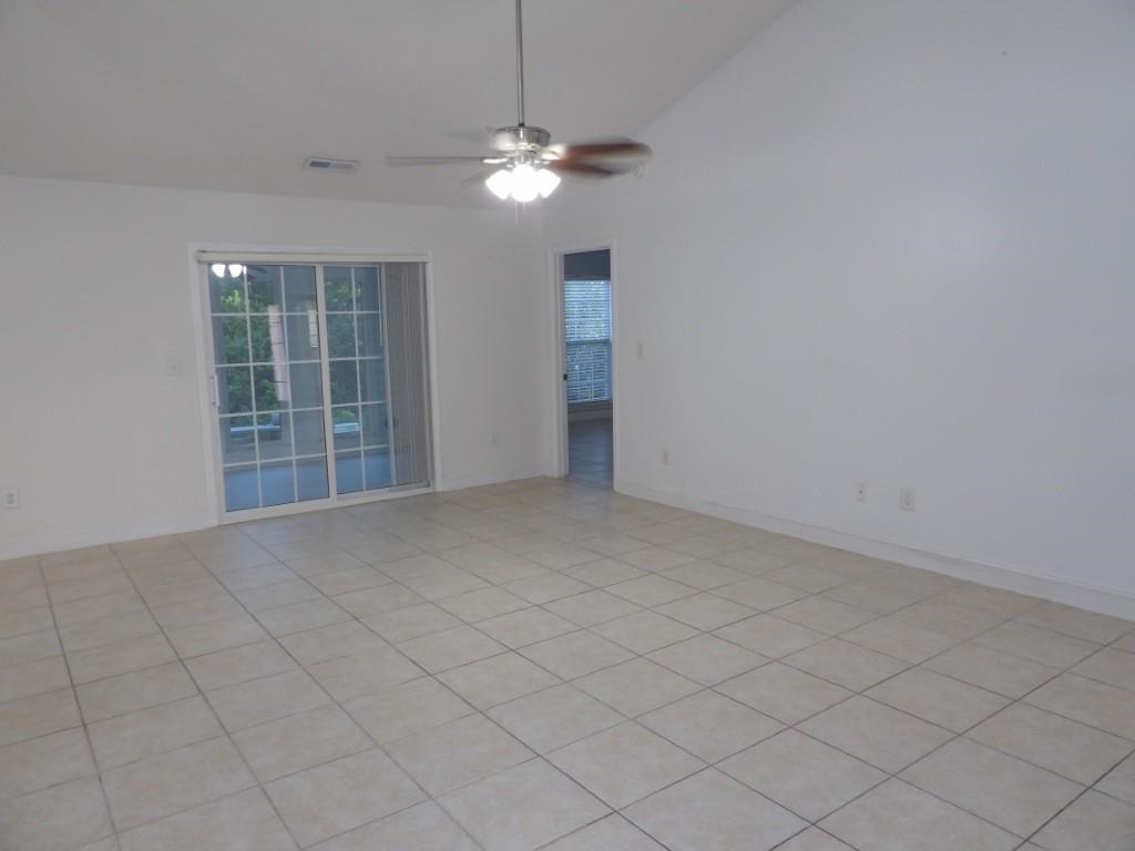 5040 Capulet Circle Property Photo 2