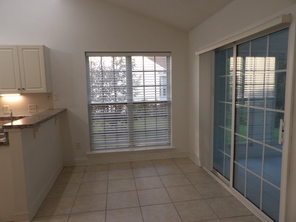 5040 Capulet Circle Property Photo 6
