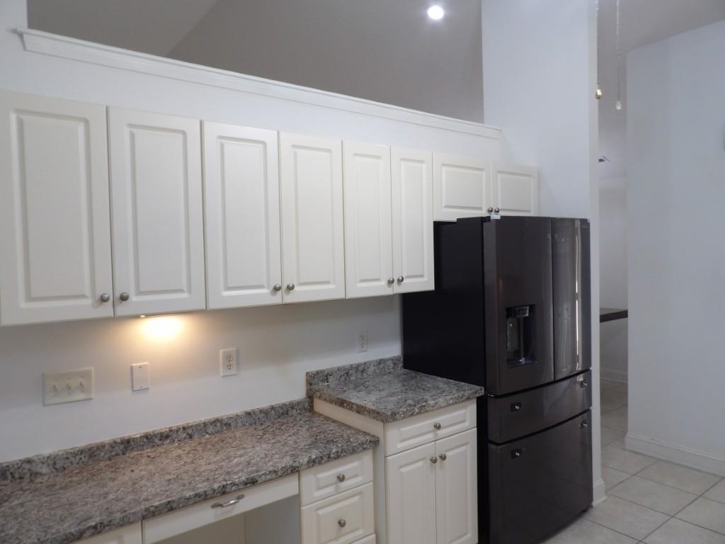 5040 Capulet Circle Property Photo 8