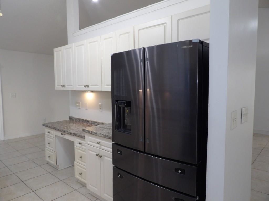 5040 Capulet Circle Property Photo 10