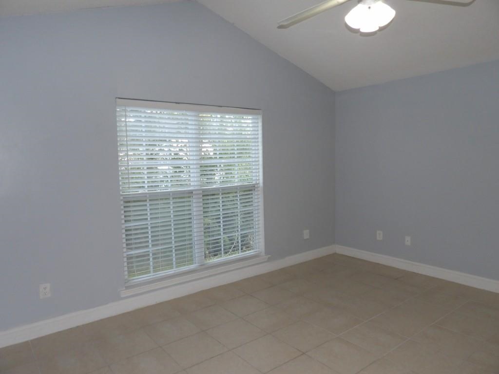 5040 Capulet Circle Property Photo 13