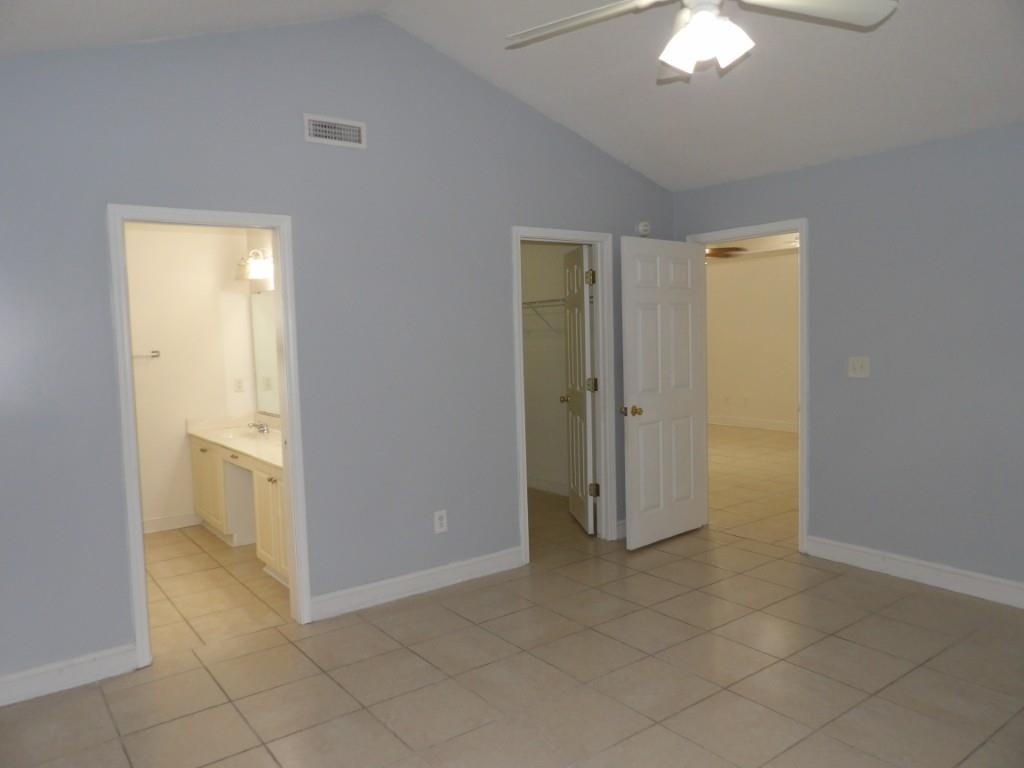 5040 Capulet Circle Property Photo 14