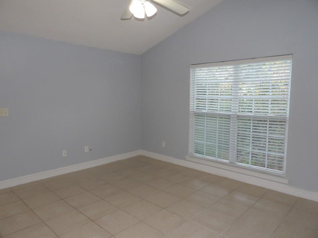 5040 Capulet Circle Property Photo 15