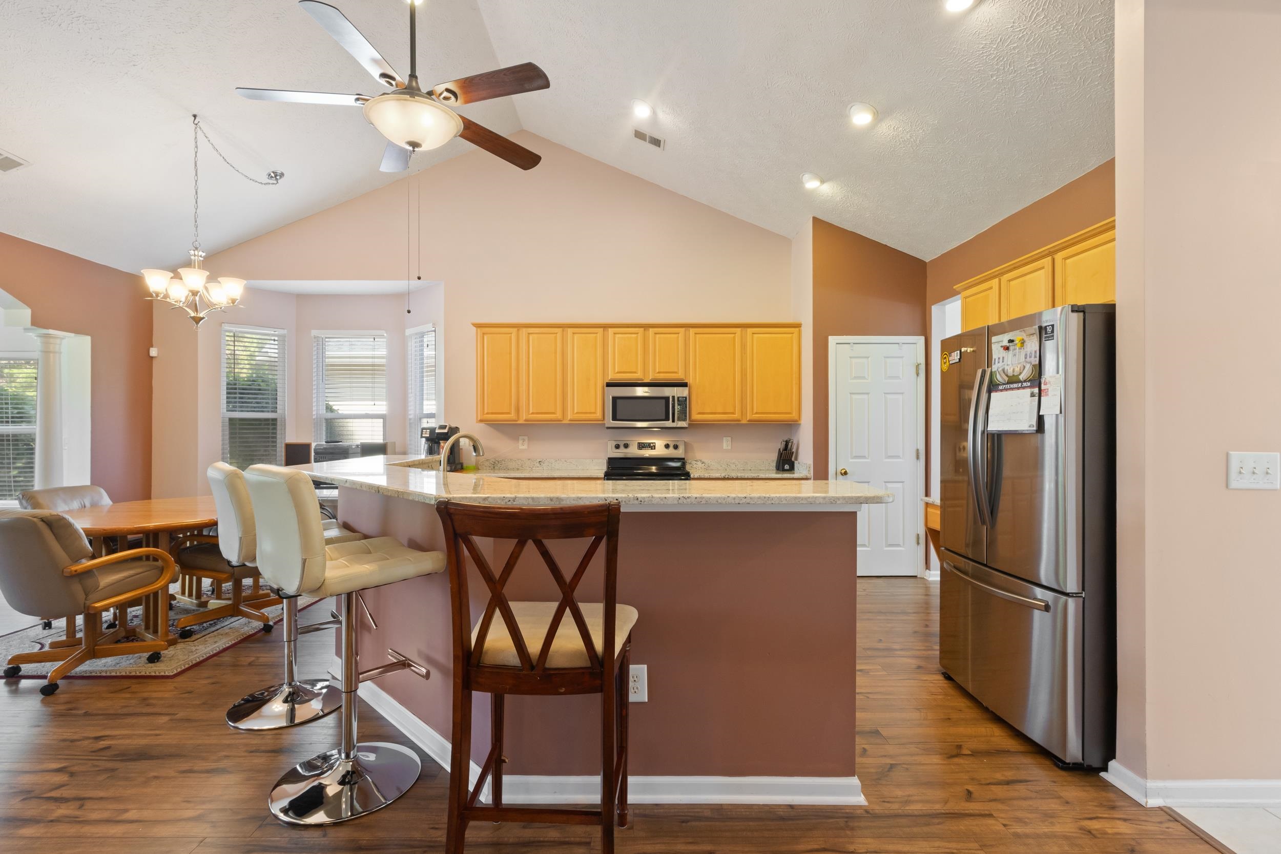 2803 Sanctuary Blvd. Property Photo 13
