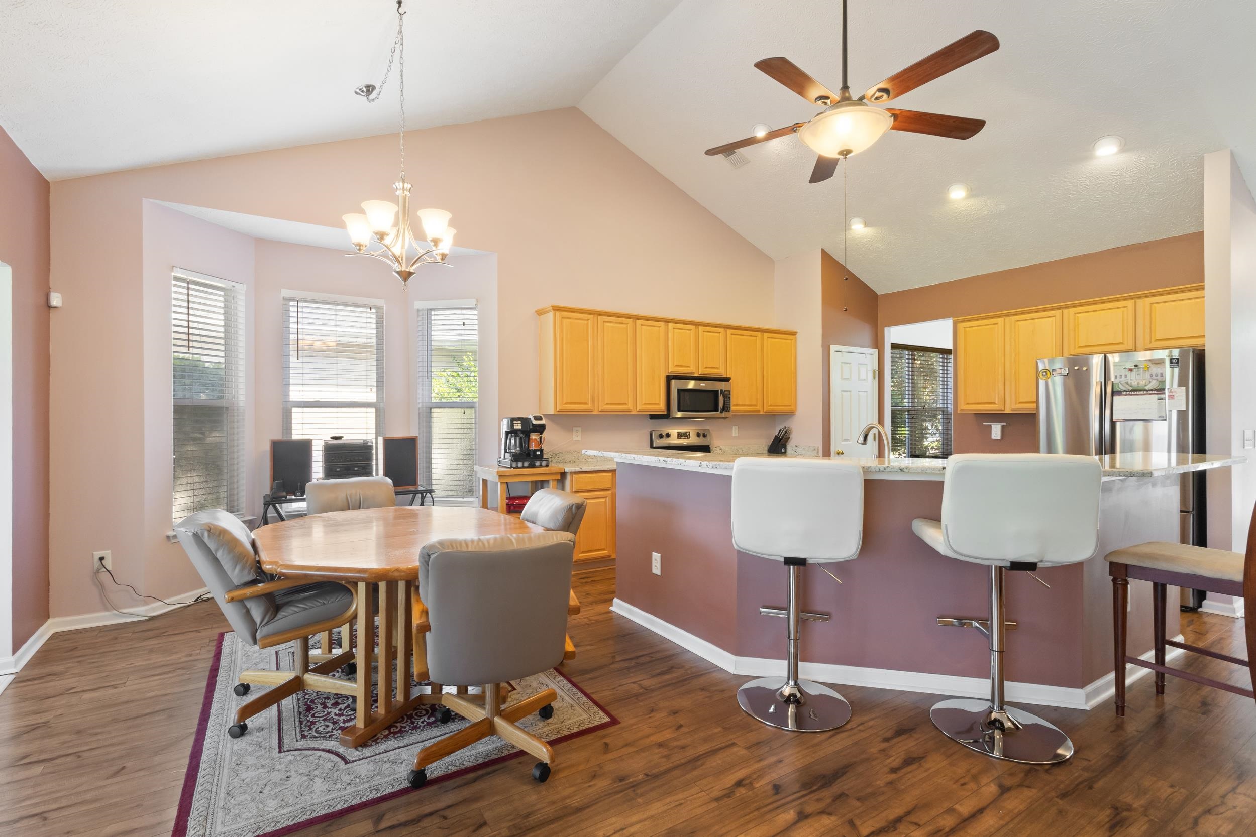 2803 Sanctuary Blvd. Property Photo 14