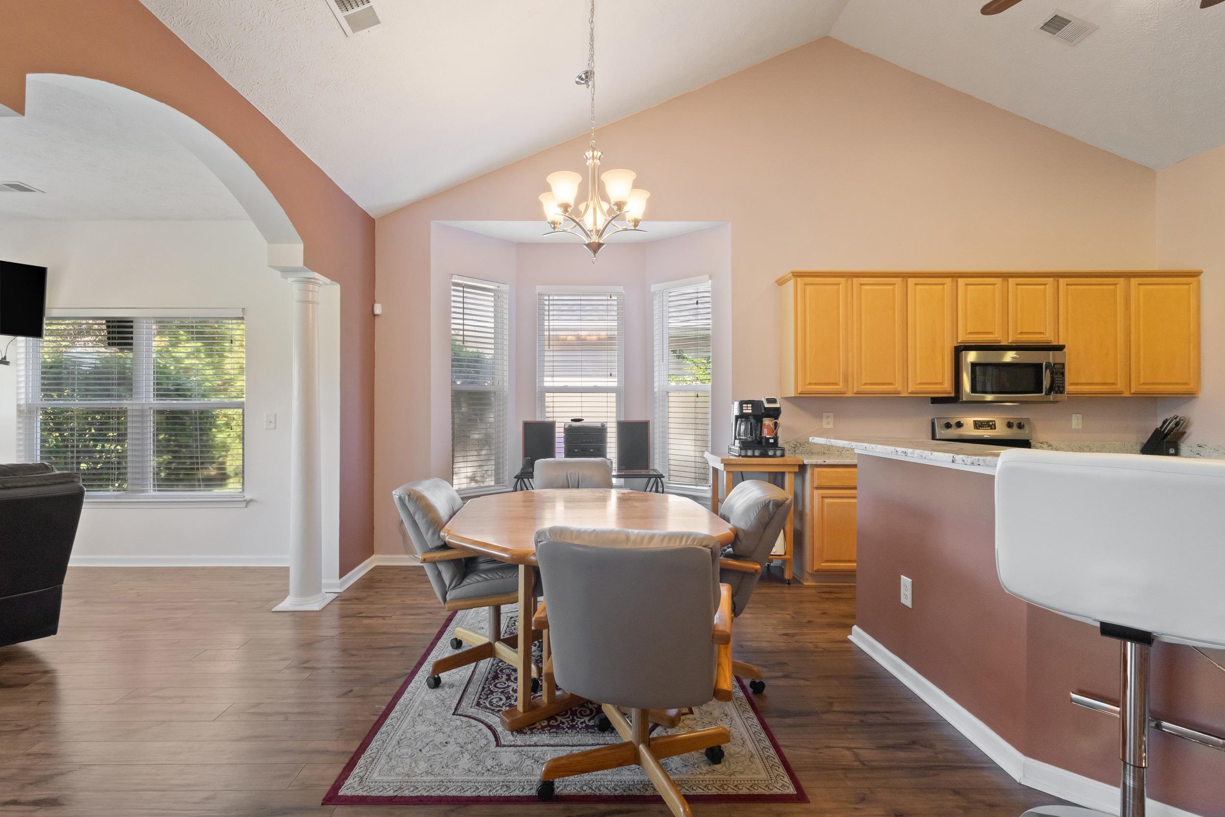 2803 Sanctuary Blvd. Property Photo 15