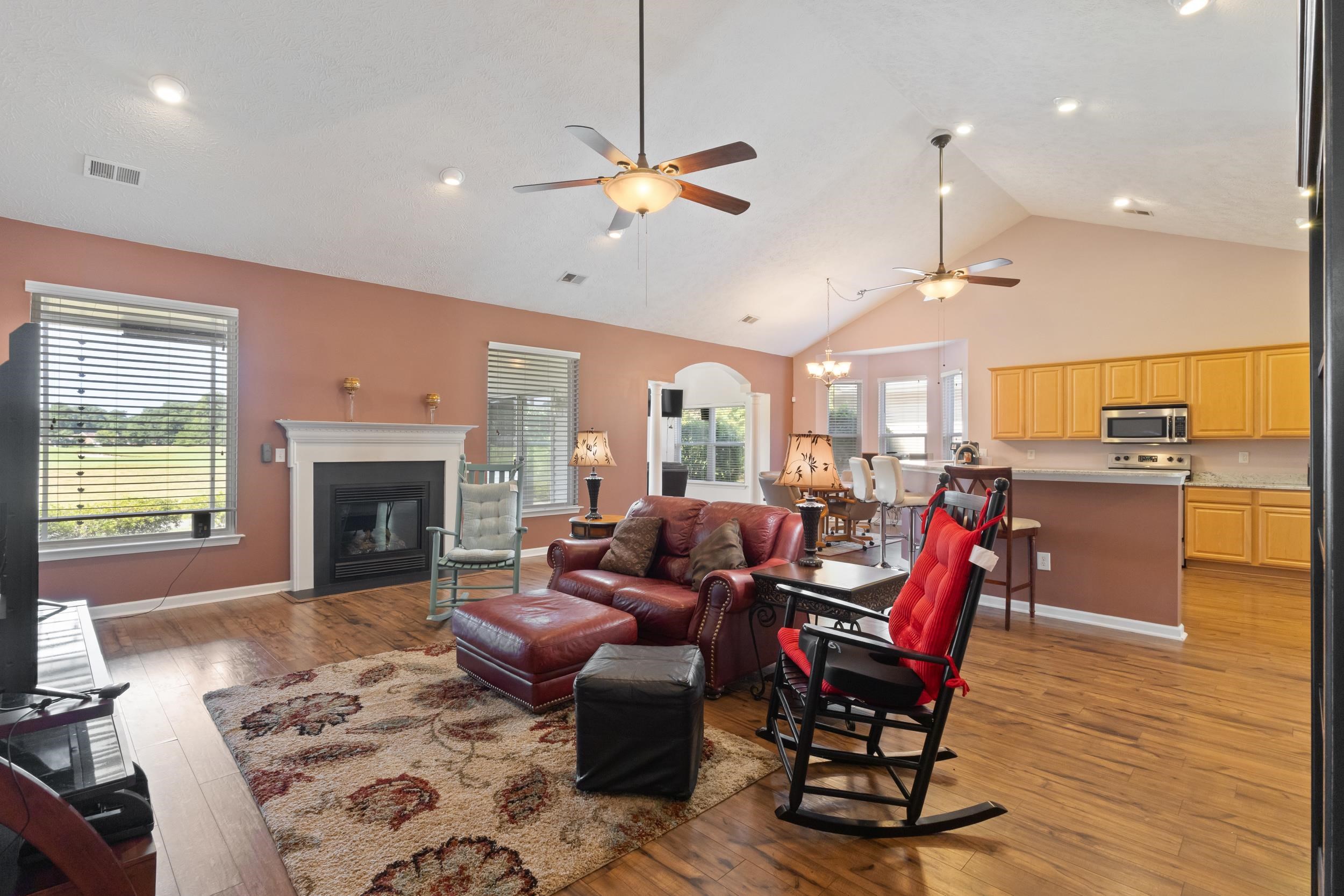 2803 Sanctuary Blvd. Property Photo 21