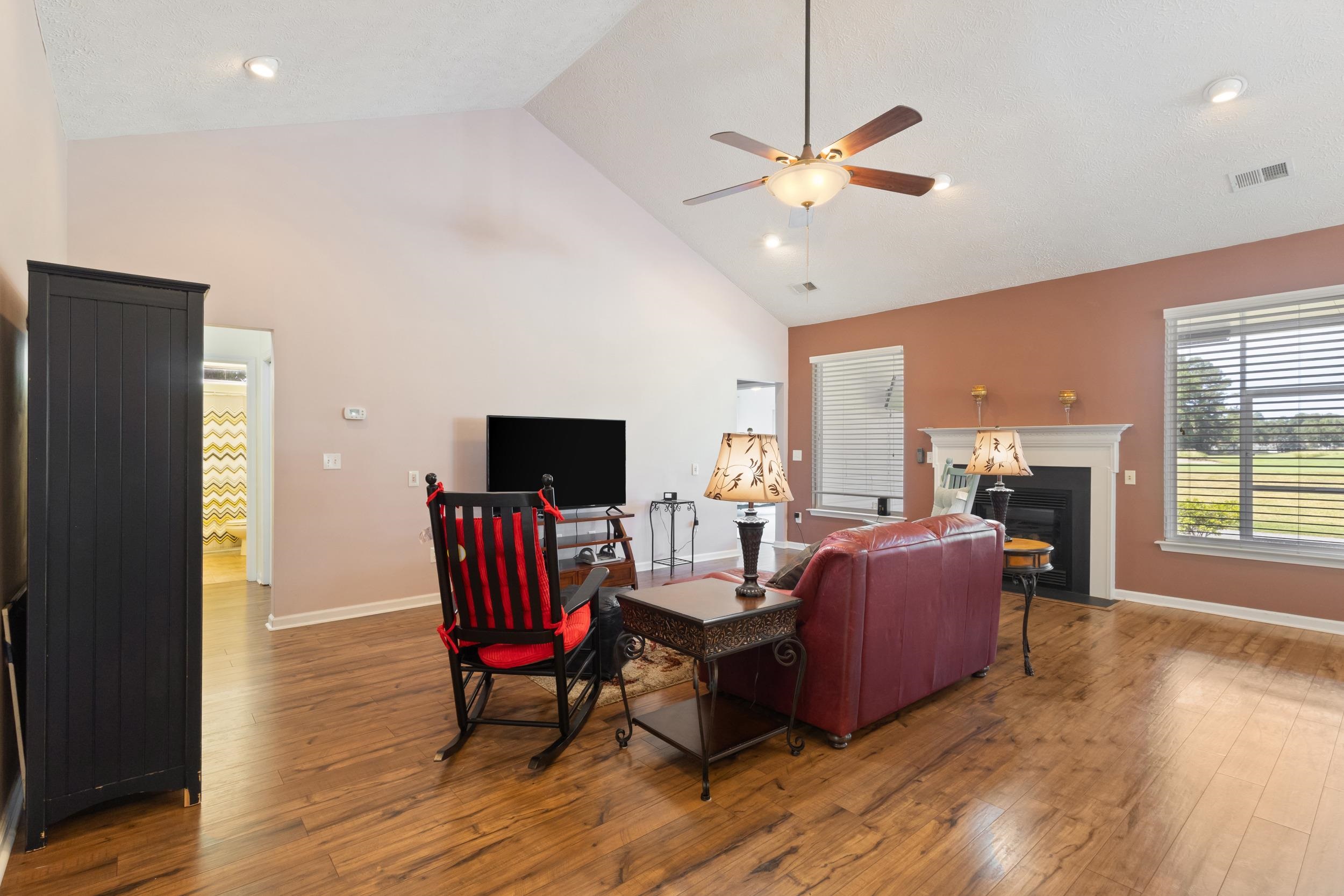 2803 Sanctuary Blvd. Property Photo 24