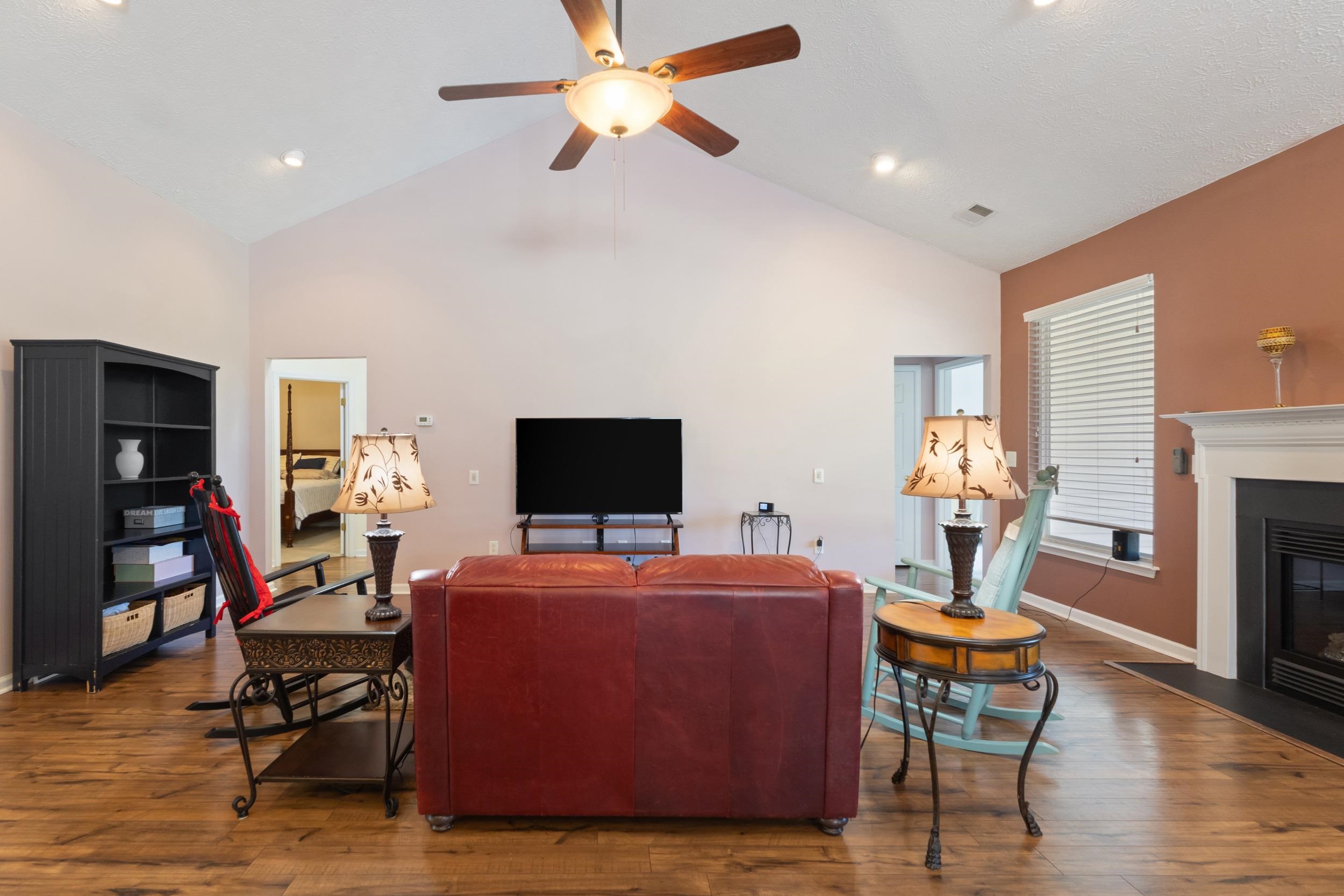 2803 Sanctuary Blvd. Property Photo 25