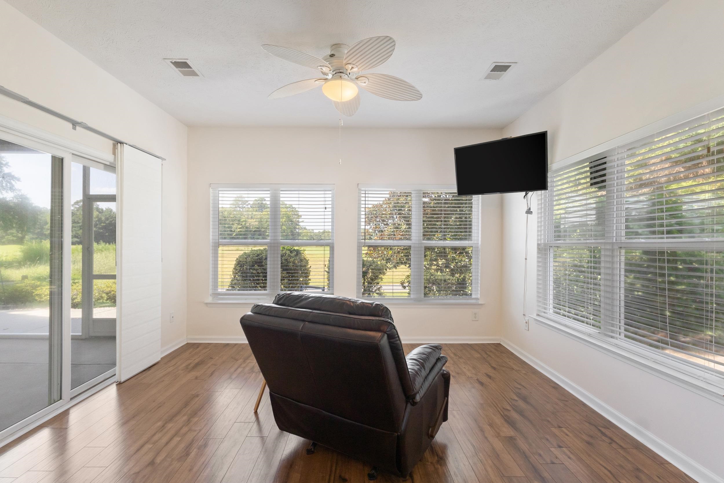 2803 Sanctuary Blvd. Property Photo 27