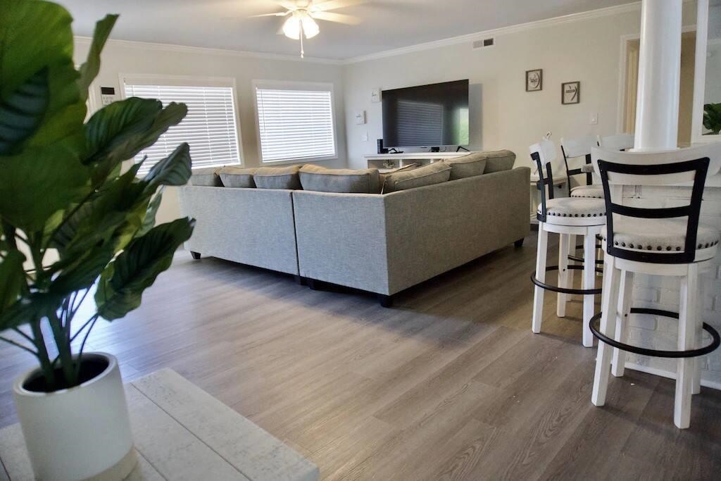 4702 S Ocean Blvd. Property Photo 8