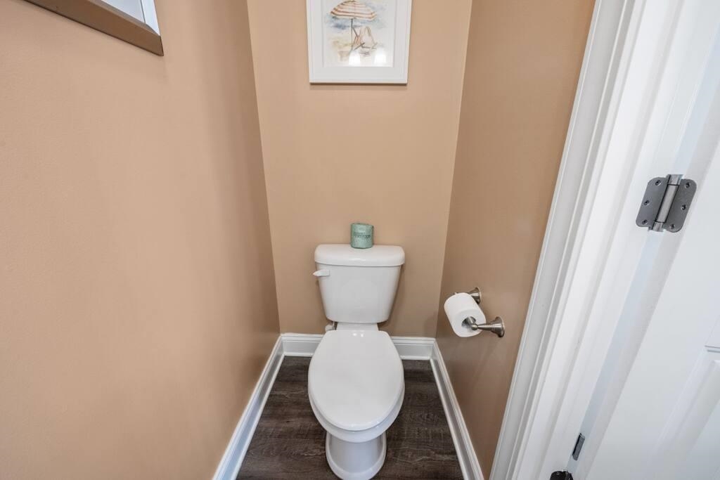 520 Caribbean Way Property Photo 9