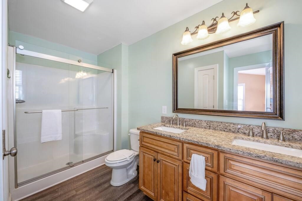 520 Caribbean Way Property Photo 13