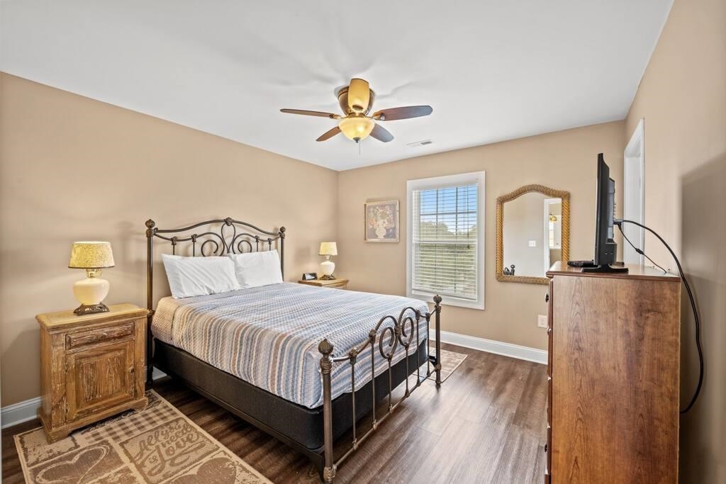 520 Caribbean Way Property Photo 14