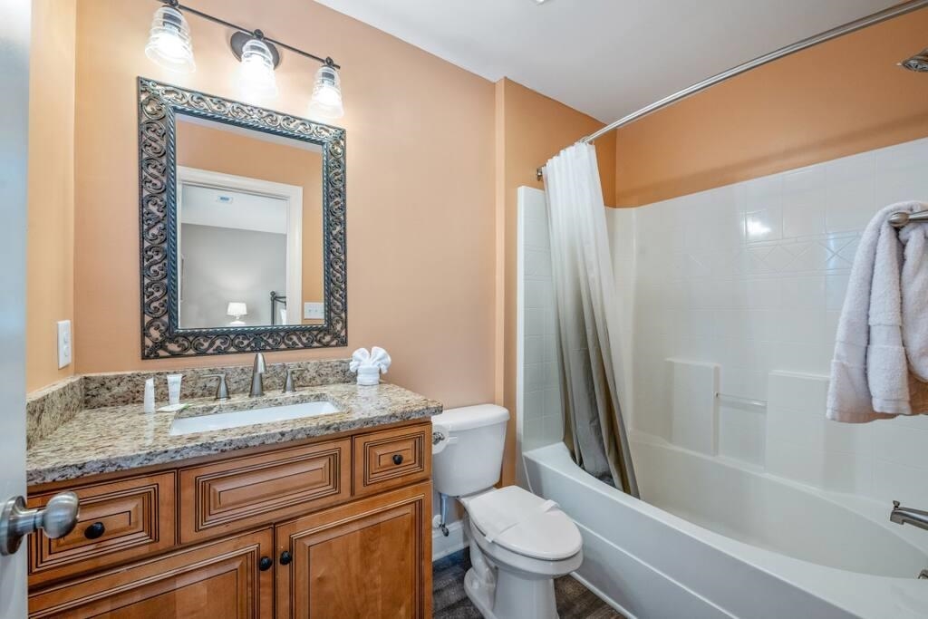 520 Caribbean Way Property Photo 15