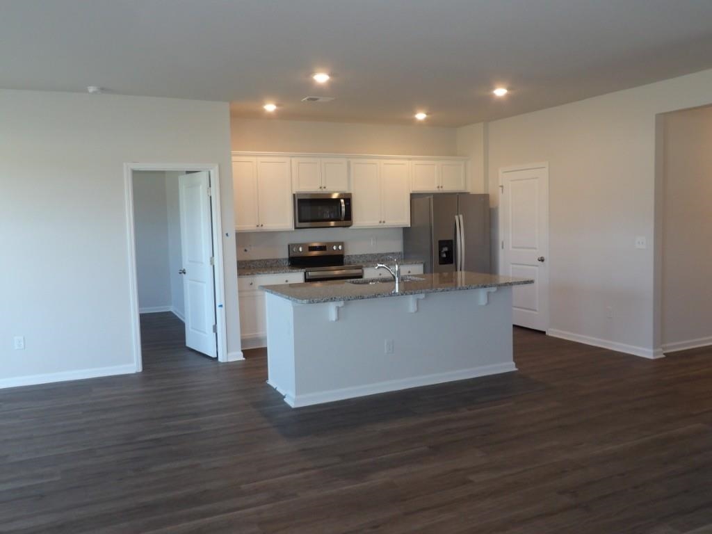 327 Ridley St Property Photo 2