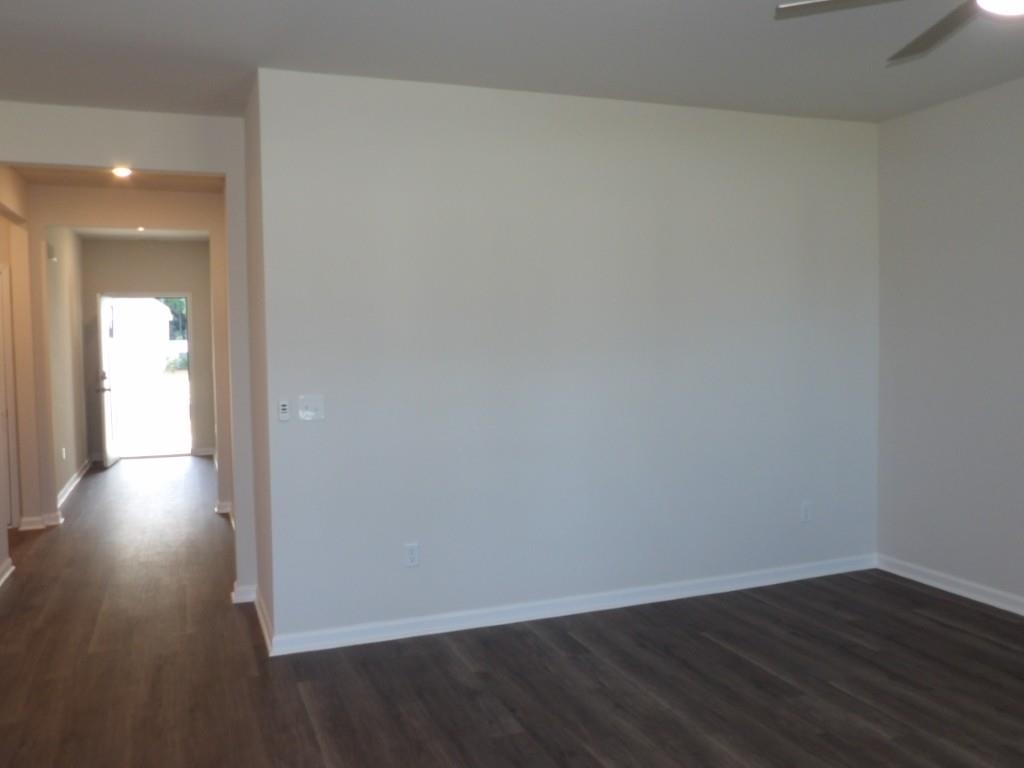 327 Ridley St Property Photo 11