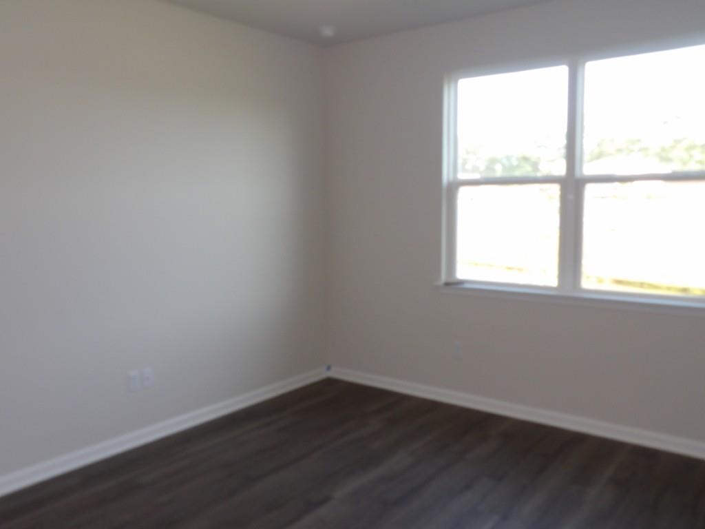 327 Ridley St Property Photo 25