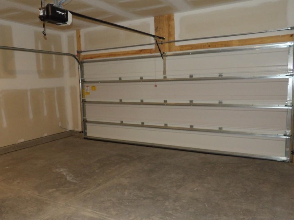 327 Ridley St Property Photo 34