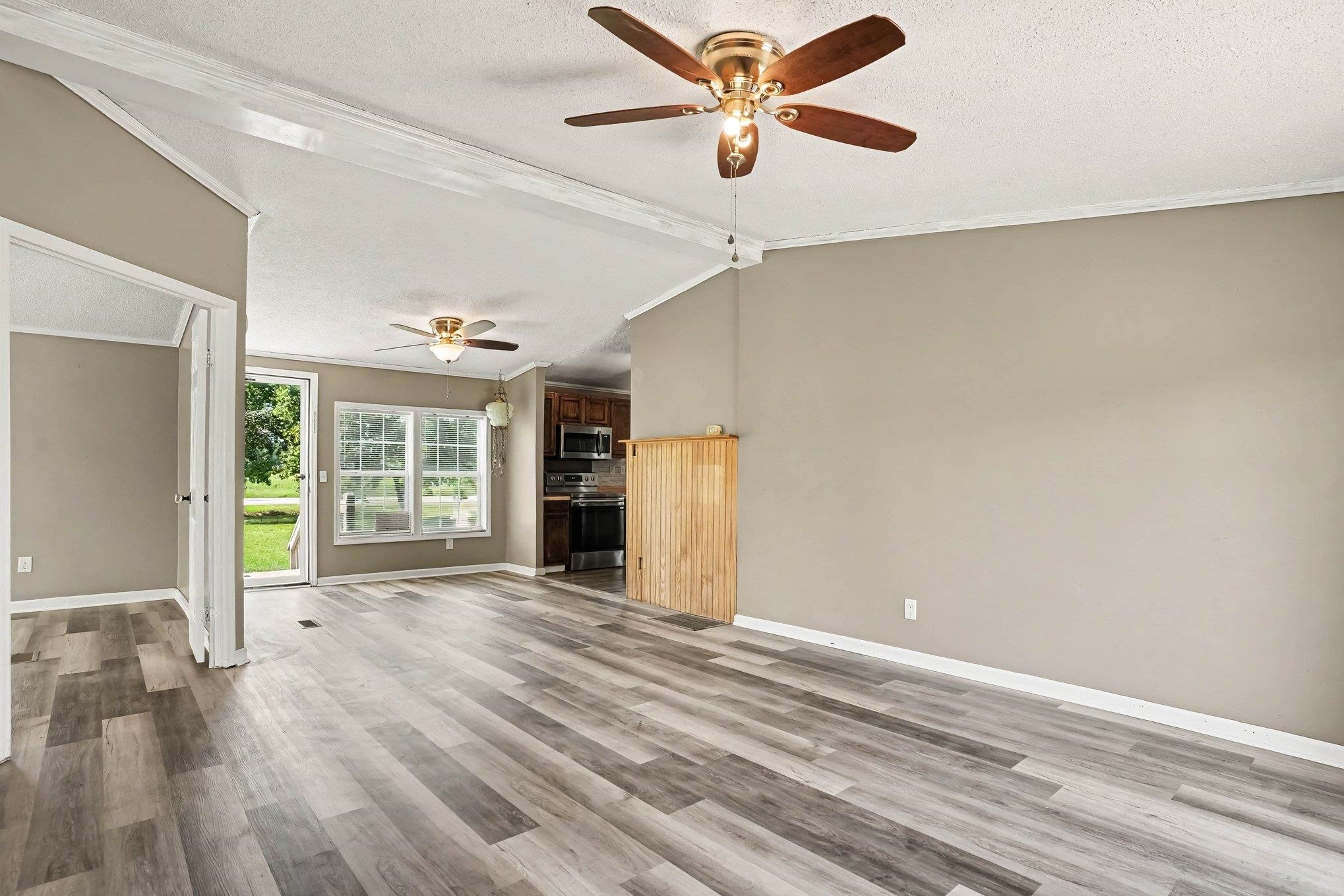 3457 Green Sea Rd. Property Photo 6