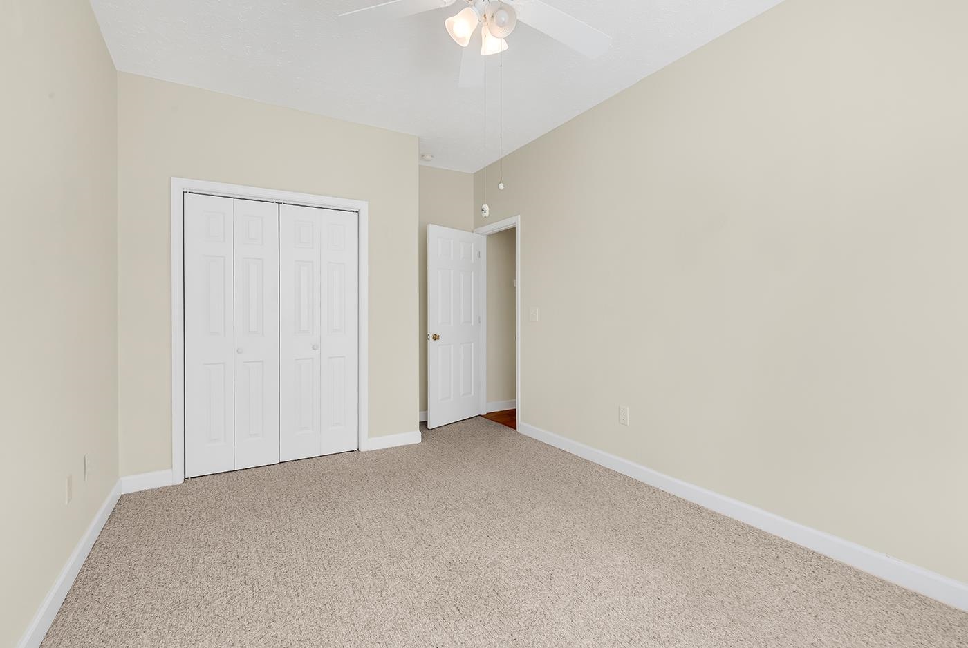 1034 University Forest Dr. Property Photo 36