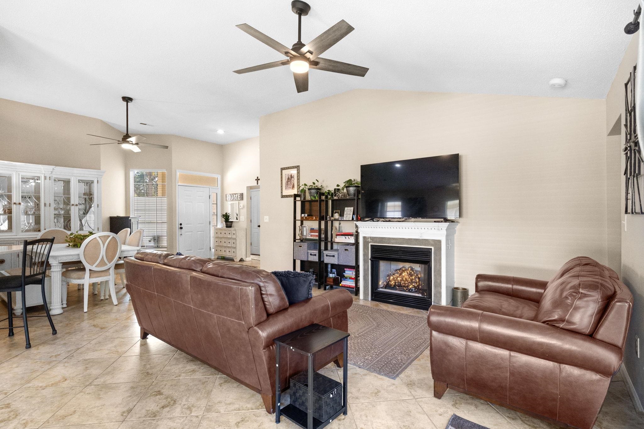 9813 Simonton Ct. Property Photo 8
