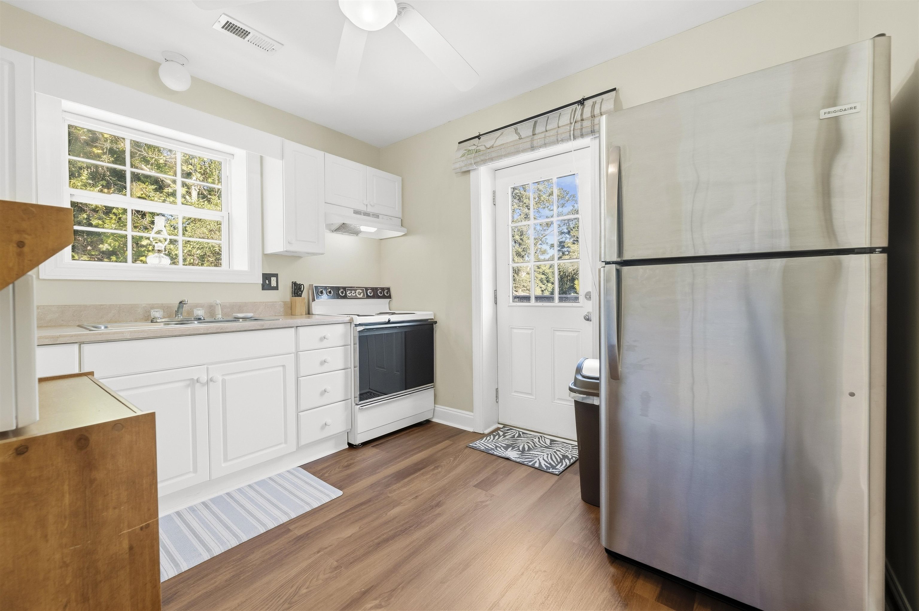 7348 Highmarket St. Property Photo 9