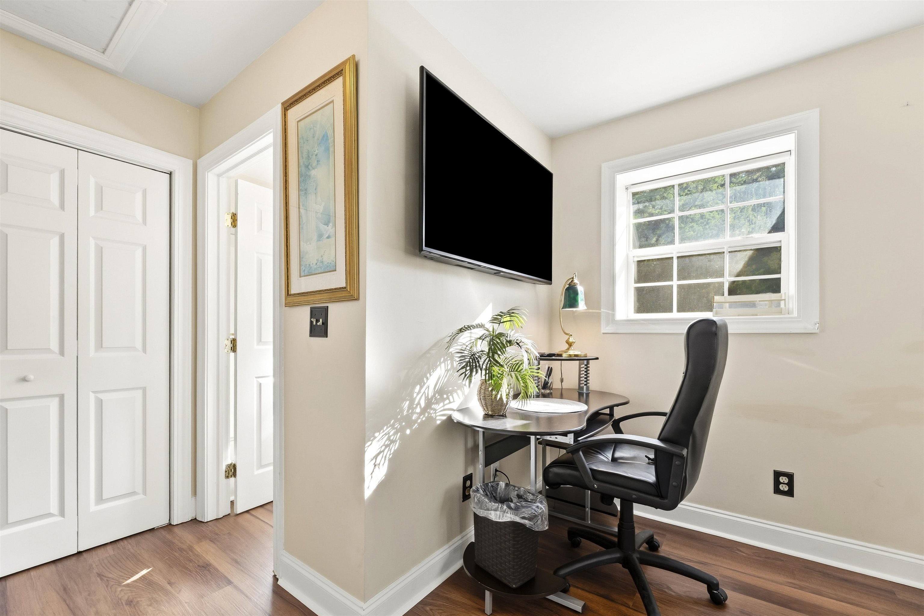 7348 Highmarket St. Property Photo 15