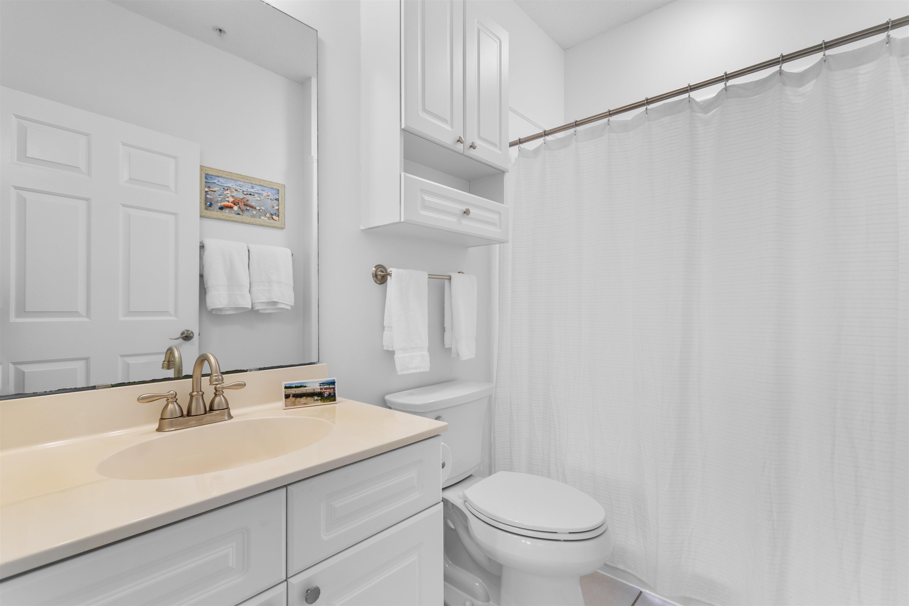 4877 Dahlia Ct. Property Photo 4