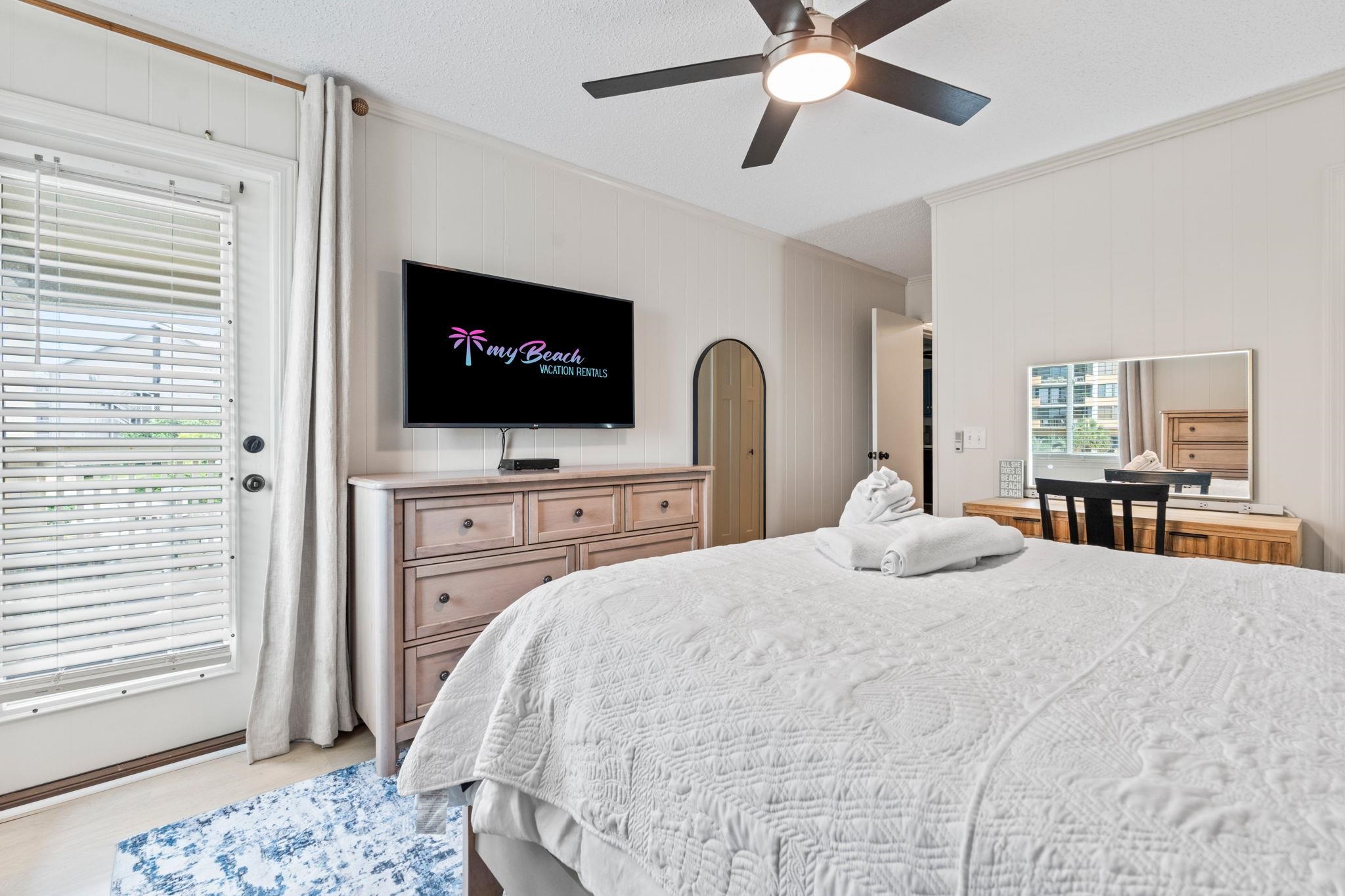 9660 Shore Dr. Property Photo 11