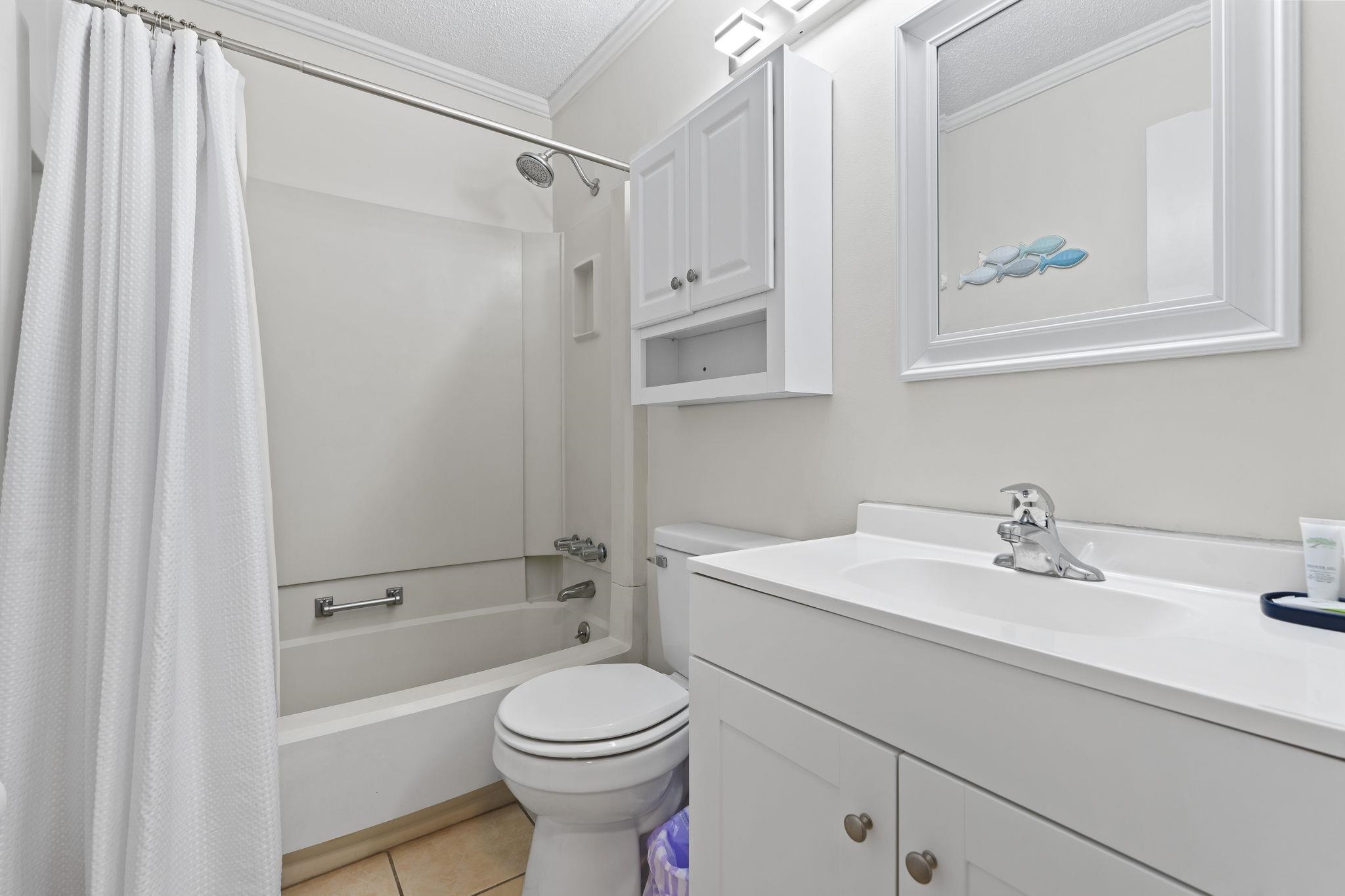9660 Shore Dr. Property Photo 36