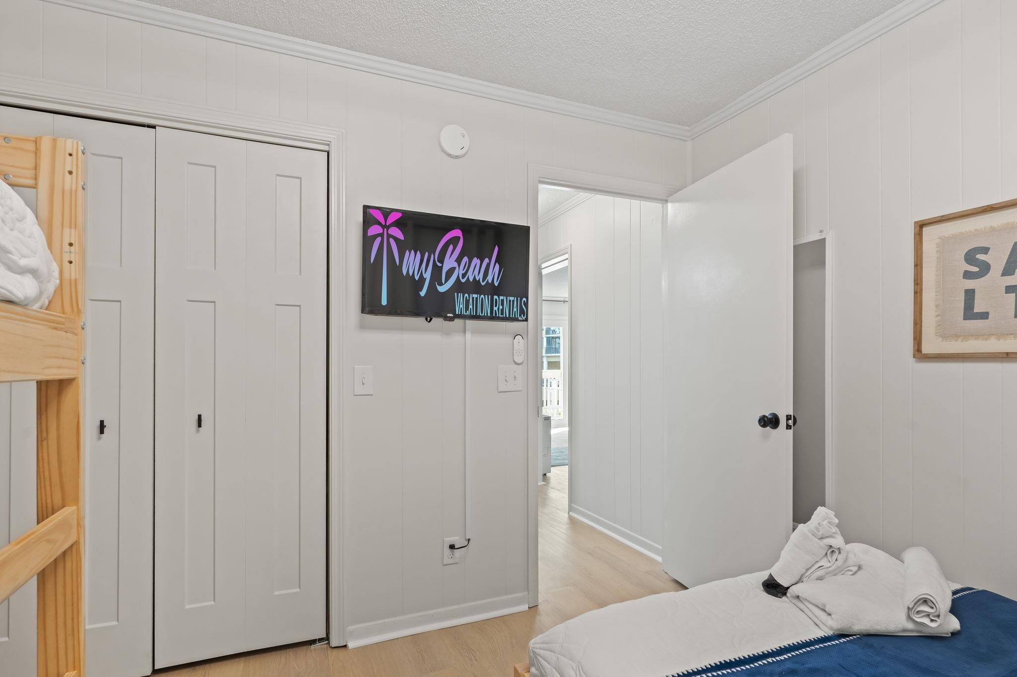 9660 Shore Dr. Property Photo 39
