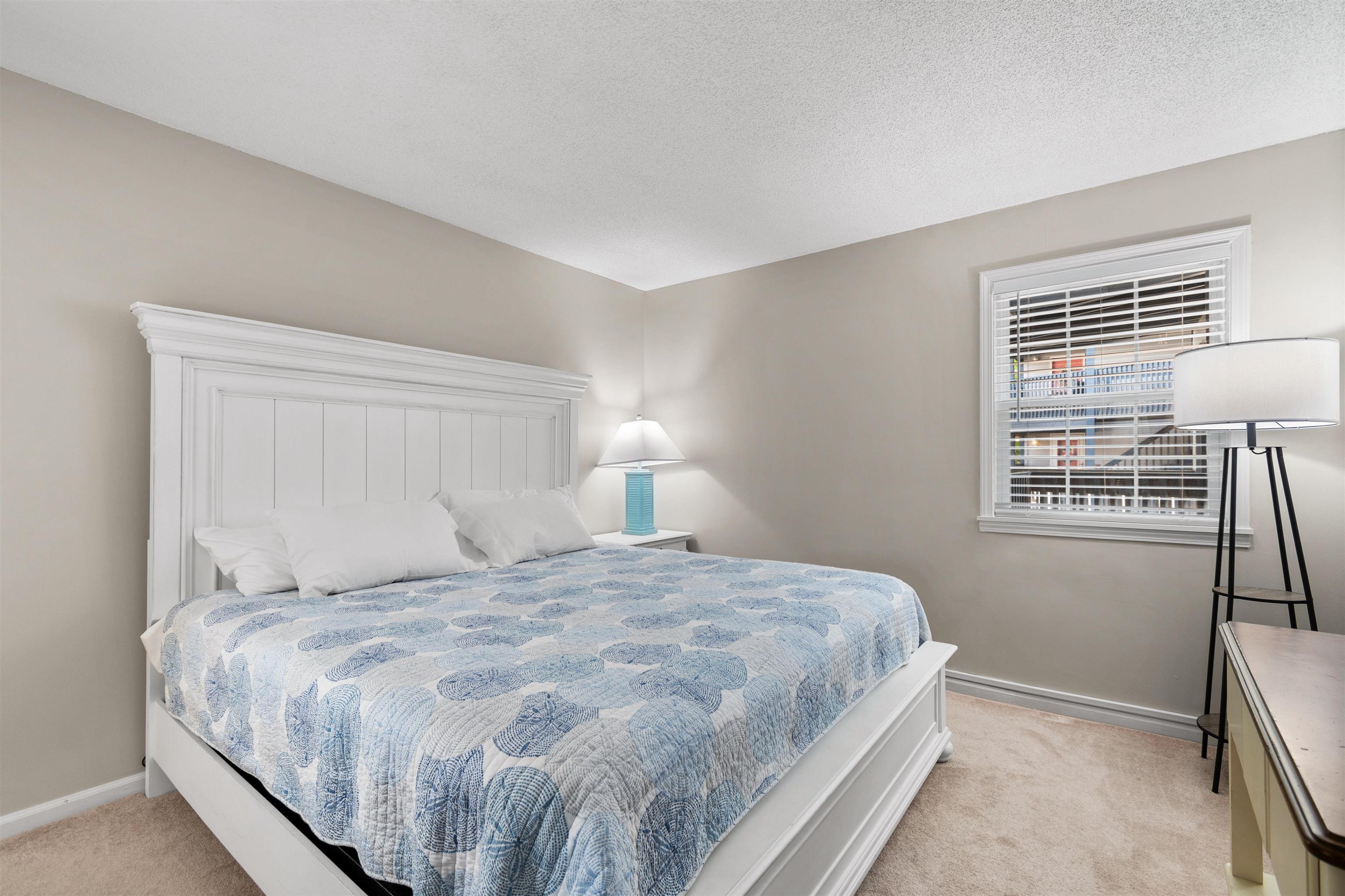 1500 Cenith Dr. Property Photo 2
