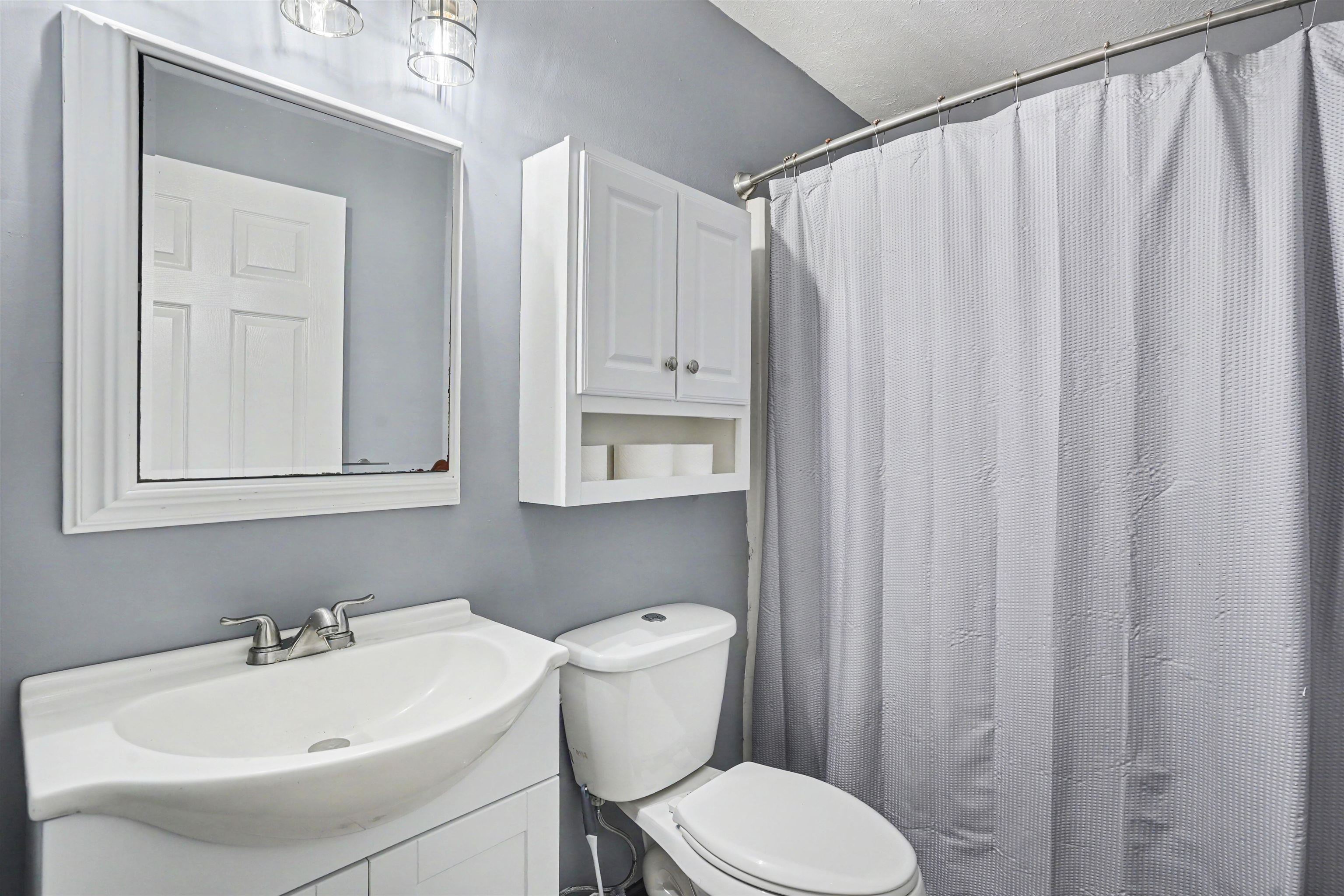 420 Villa Woods Dr. Property Photo 9