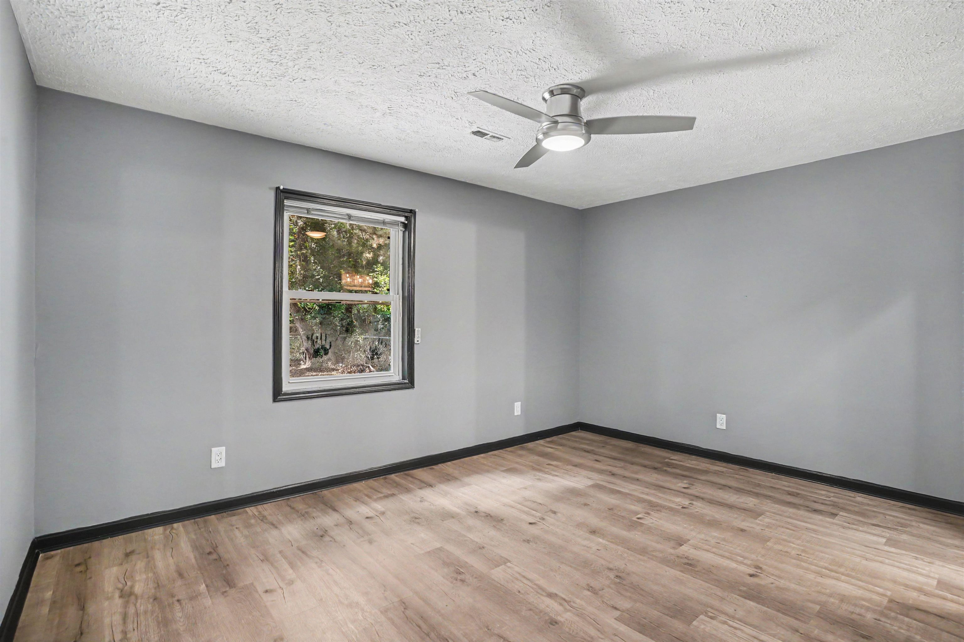 420 Villa Woods Dr. Property Photo 14