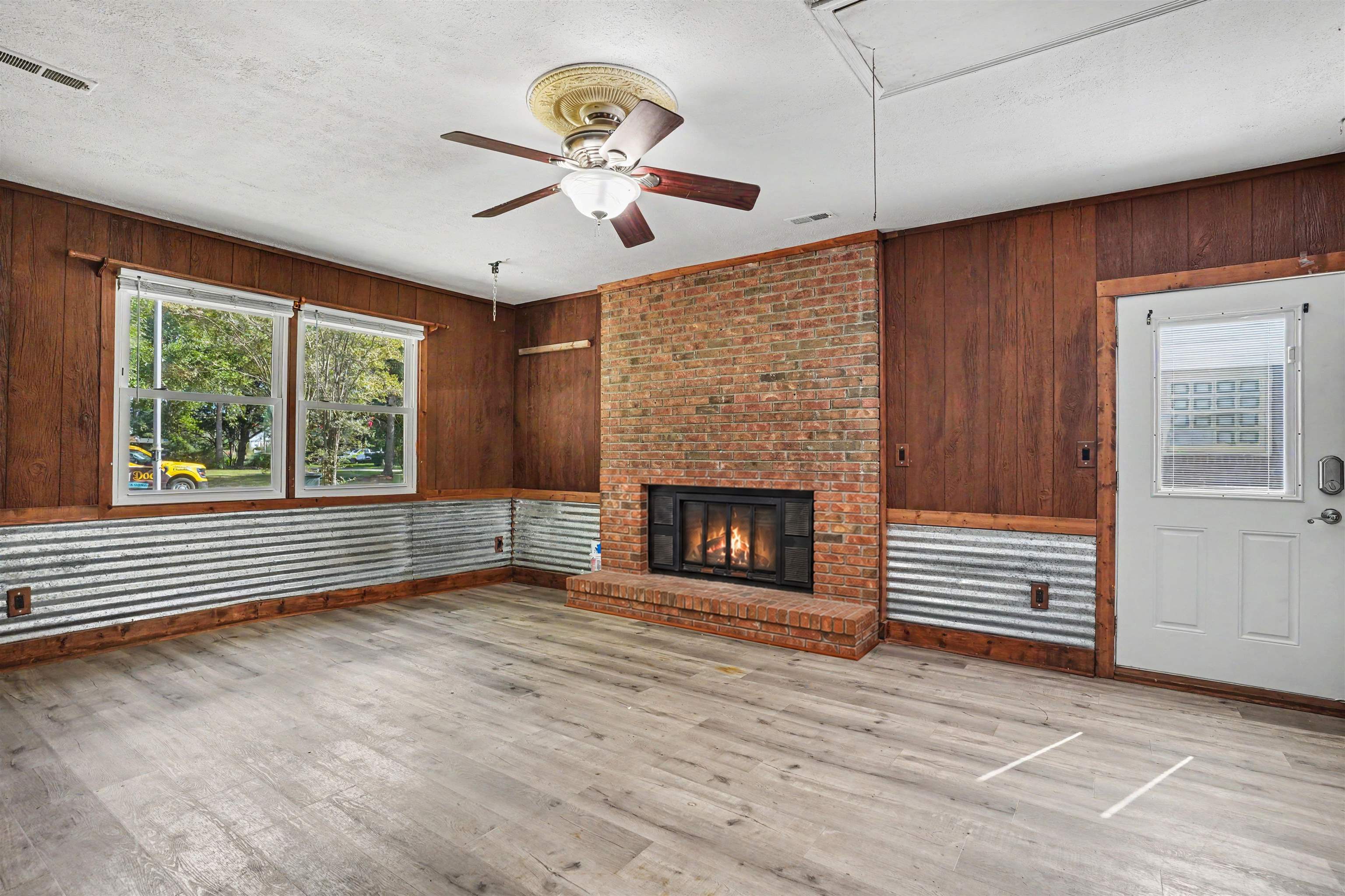 420 Villa Woods Dr. Property Photo 27