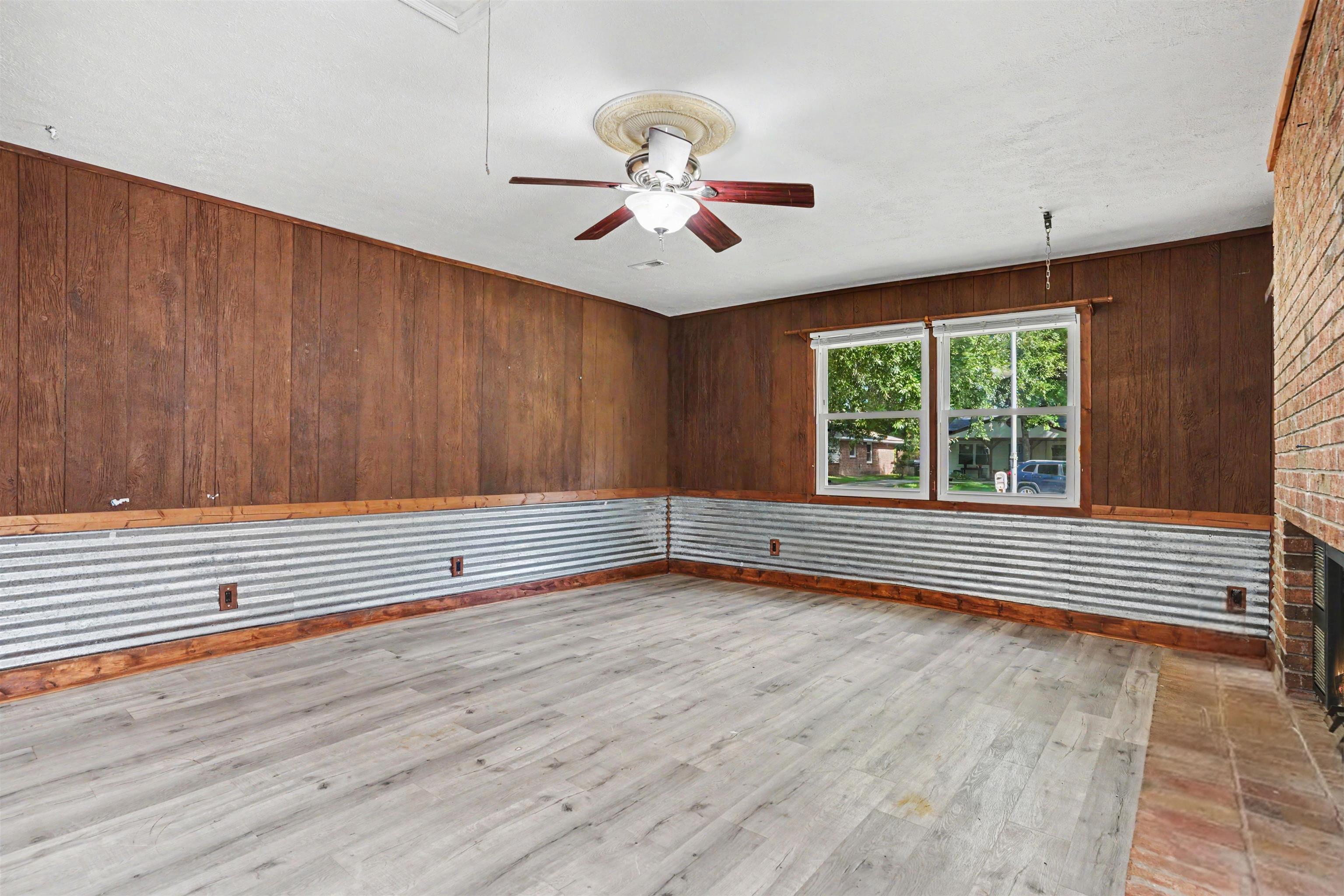 420 Villa Woods Dr. Property Photo 28