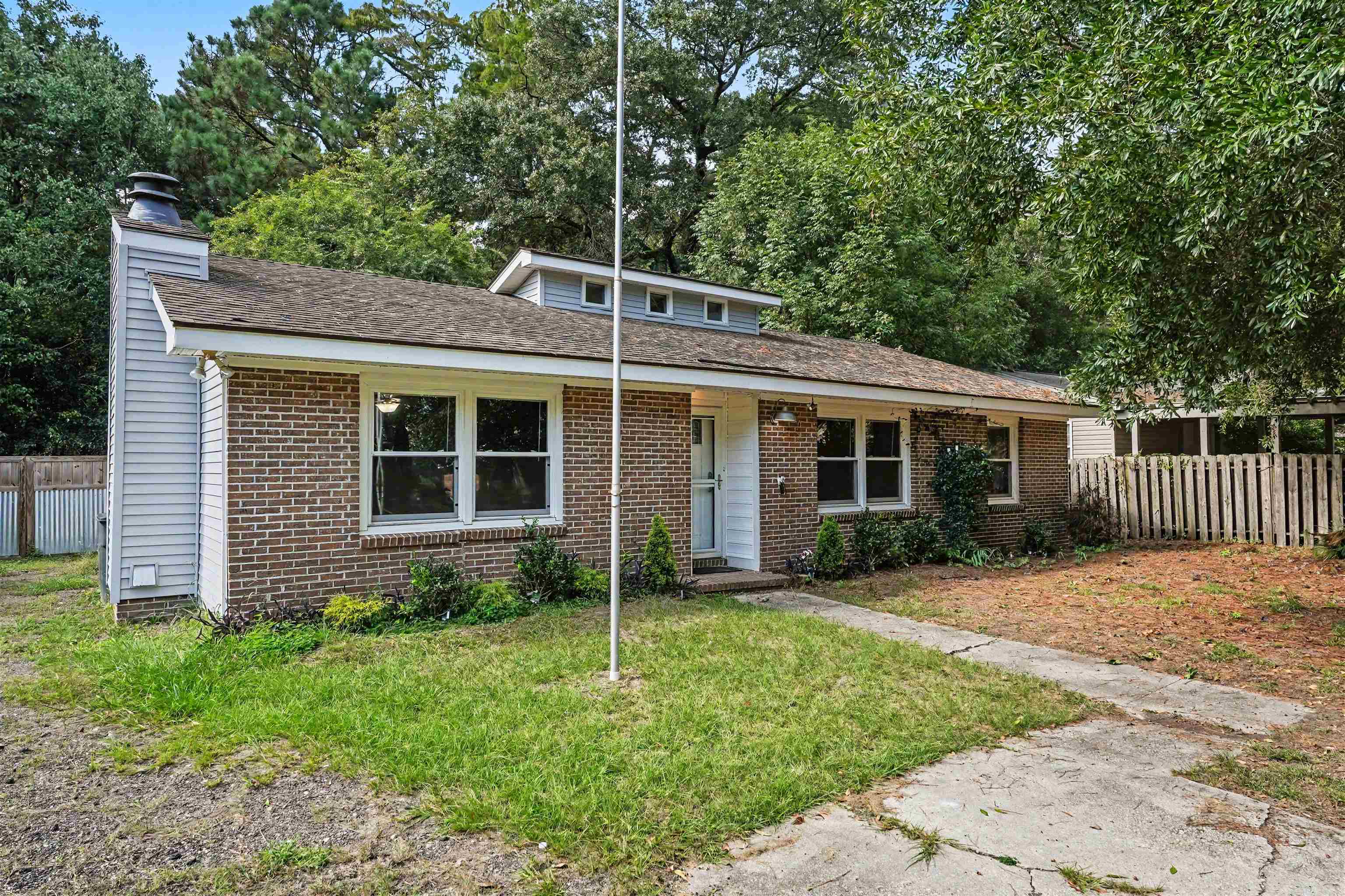 420 Villa Woods Dr. Property Photo 32