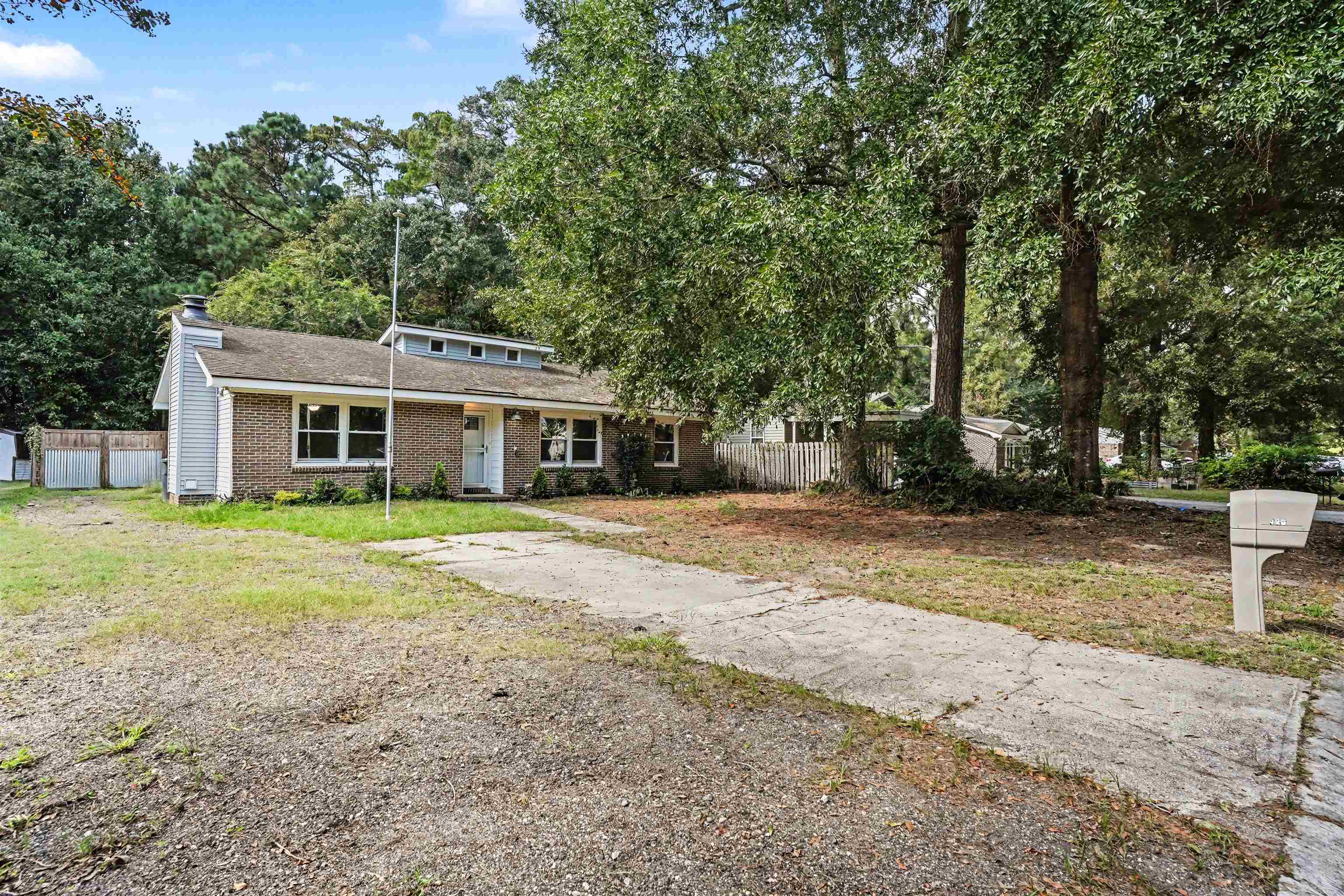 420 Villa Woods Dr. Property Photo 33